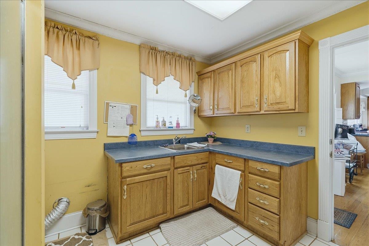 105 Marshland Lane Property Photo 9