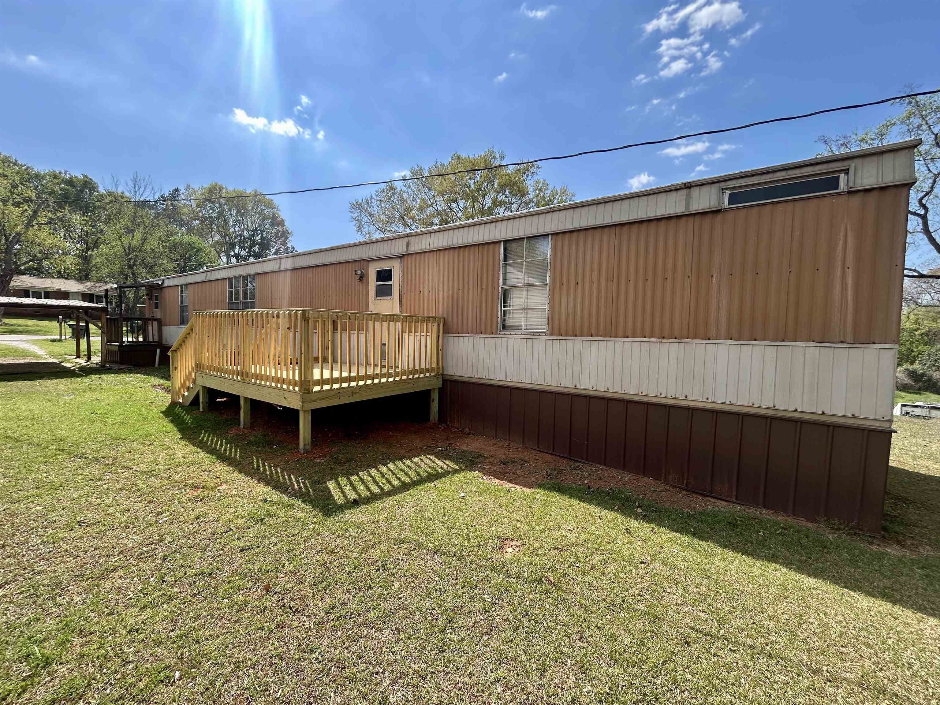 120 Crestmont Drive Property Photo 3