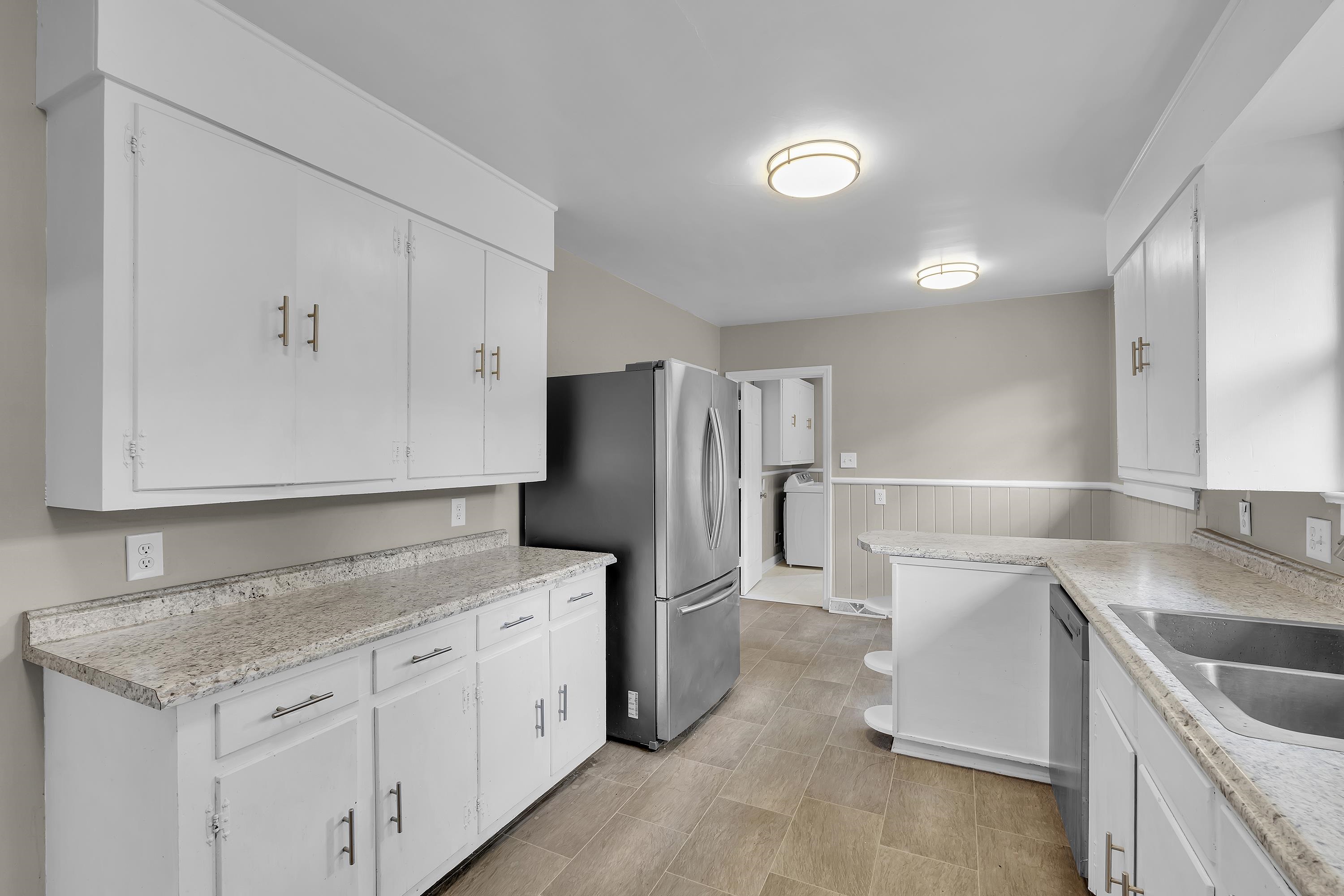 126 Holly Drive Property Photo 4