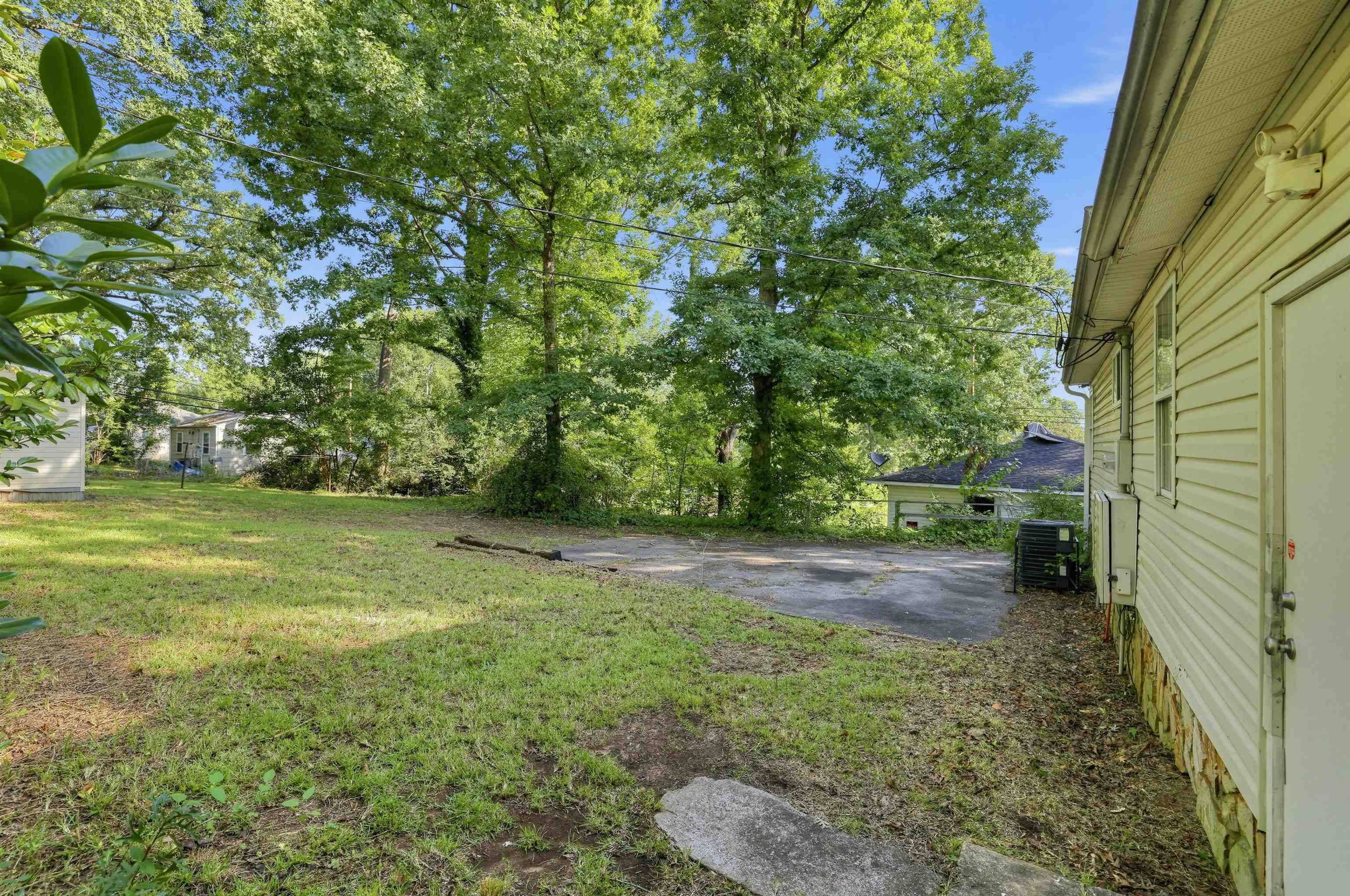 102 Overbrook Circle Property Photo 6