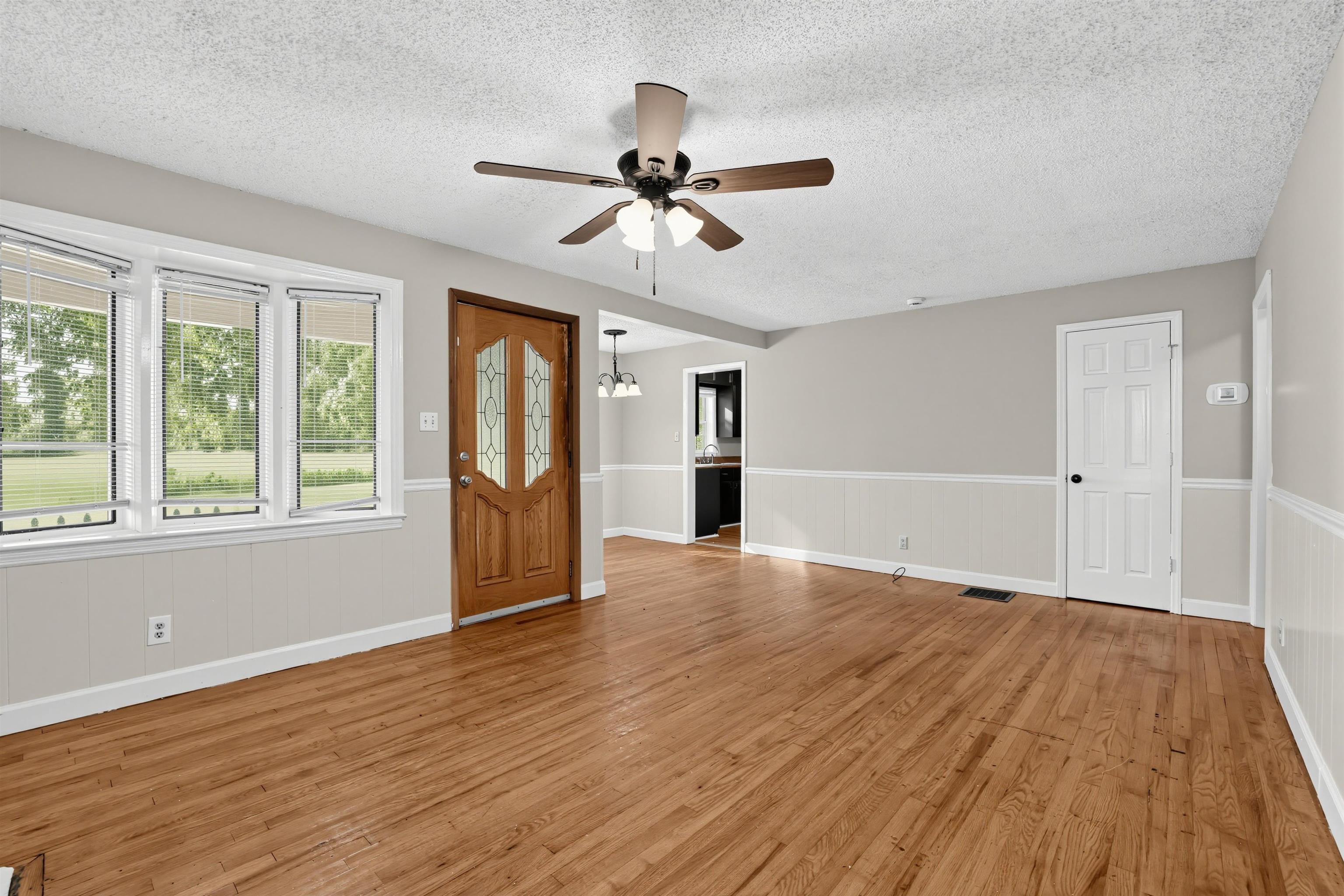102 Overbrook Circle Property Photo 14