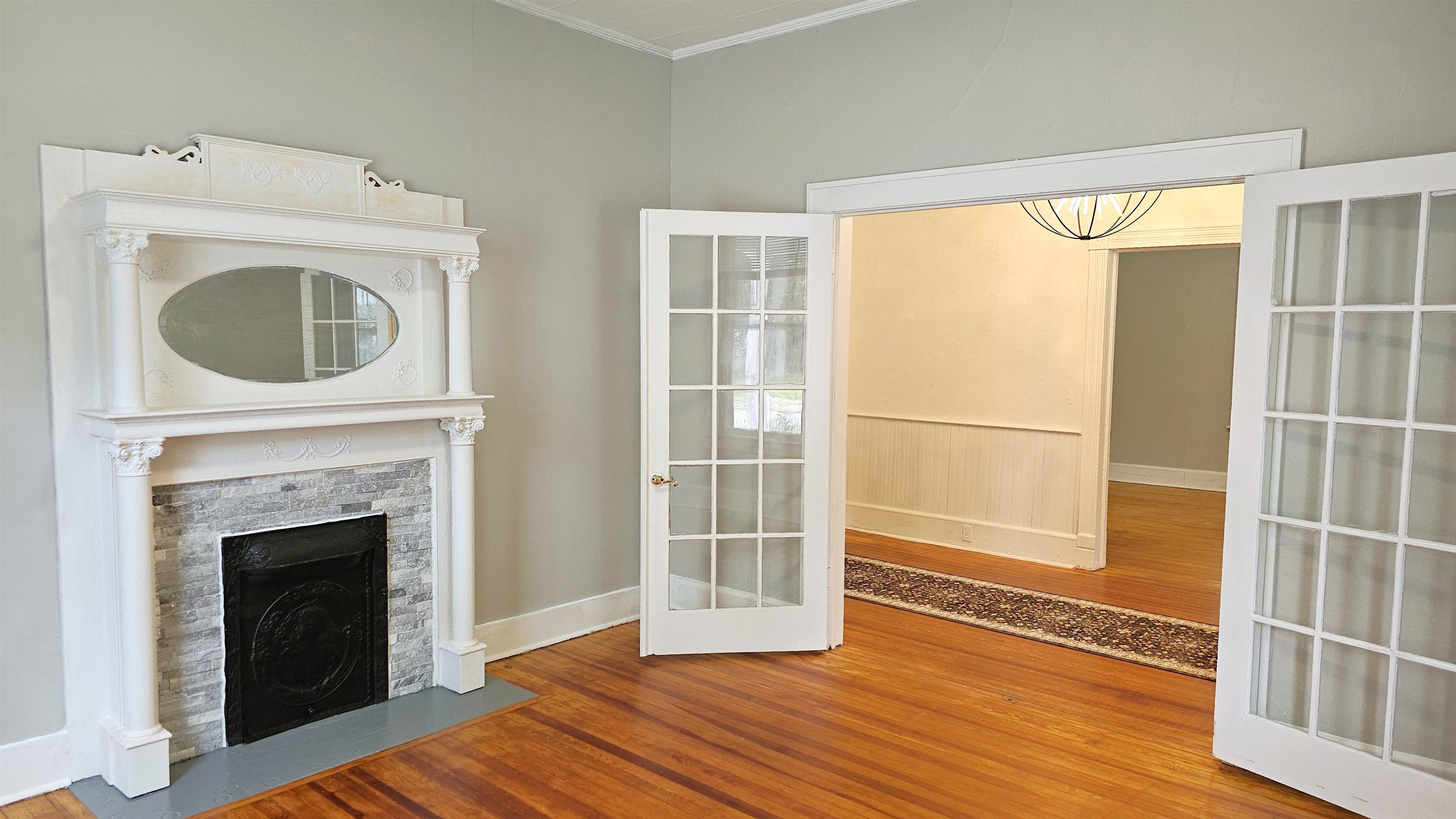 223 S Church Street Property Photo 4