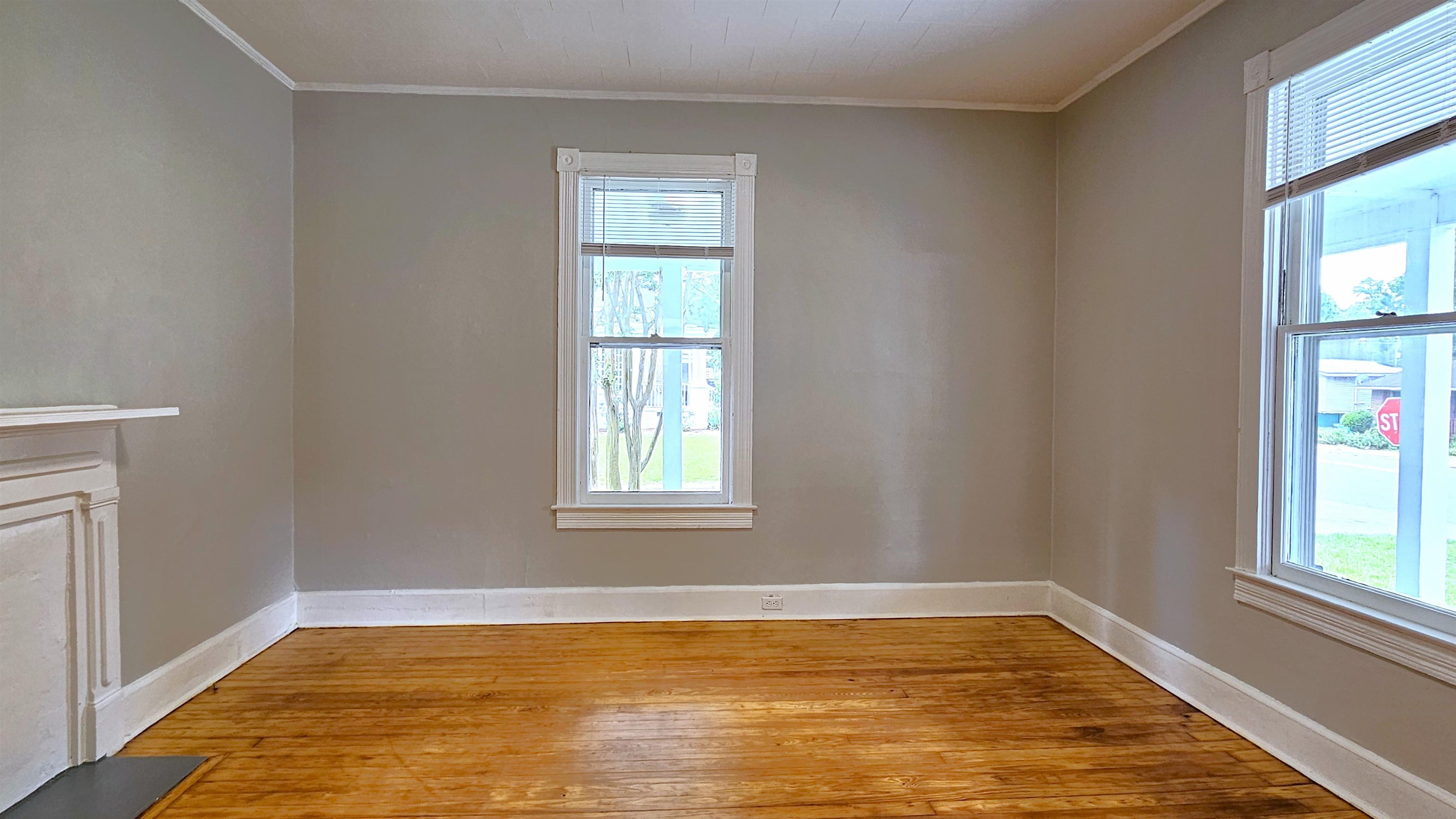 223 S Church Street Property Photo 6
