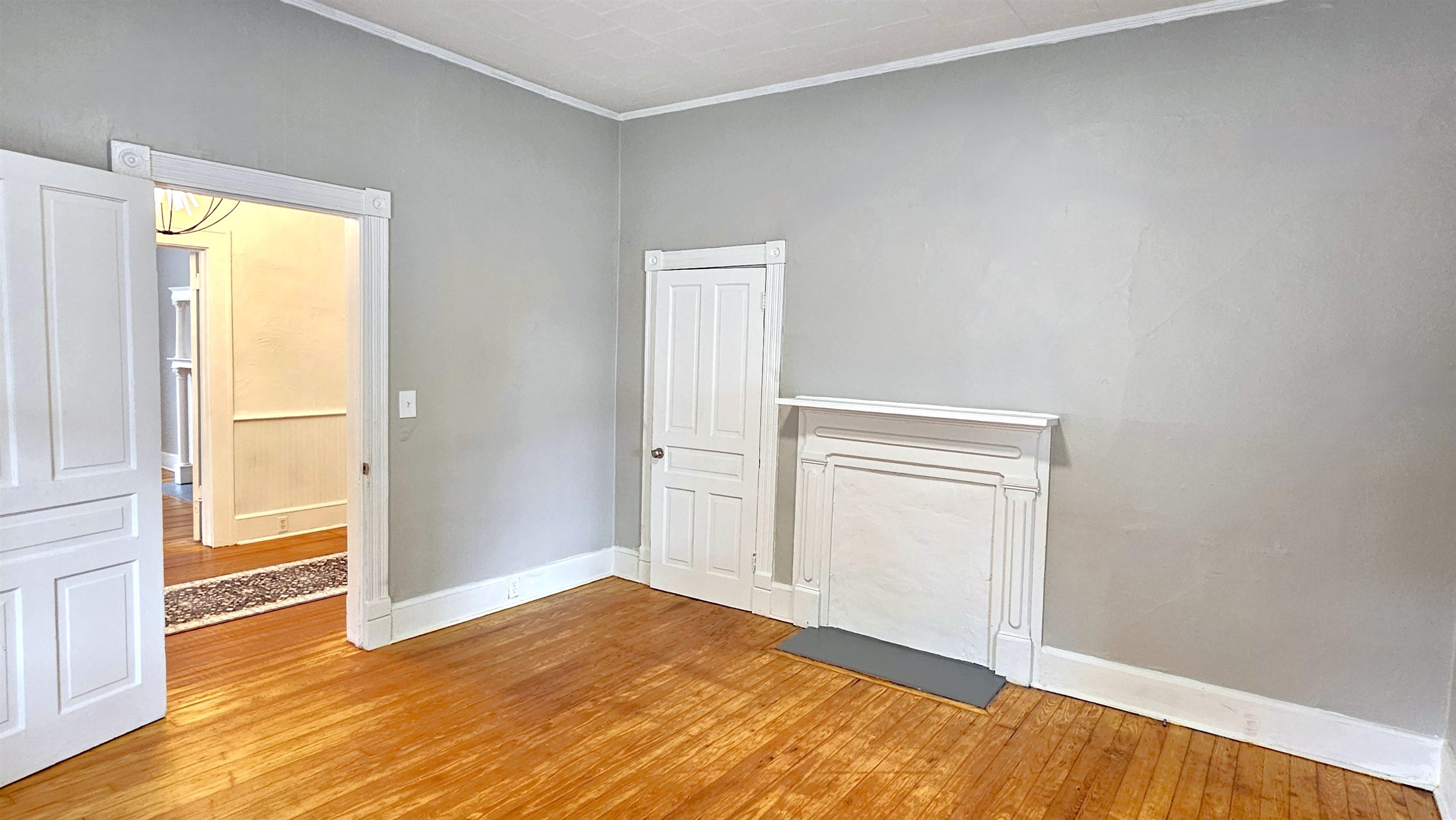 223 S Church Street Property Photo 7