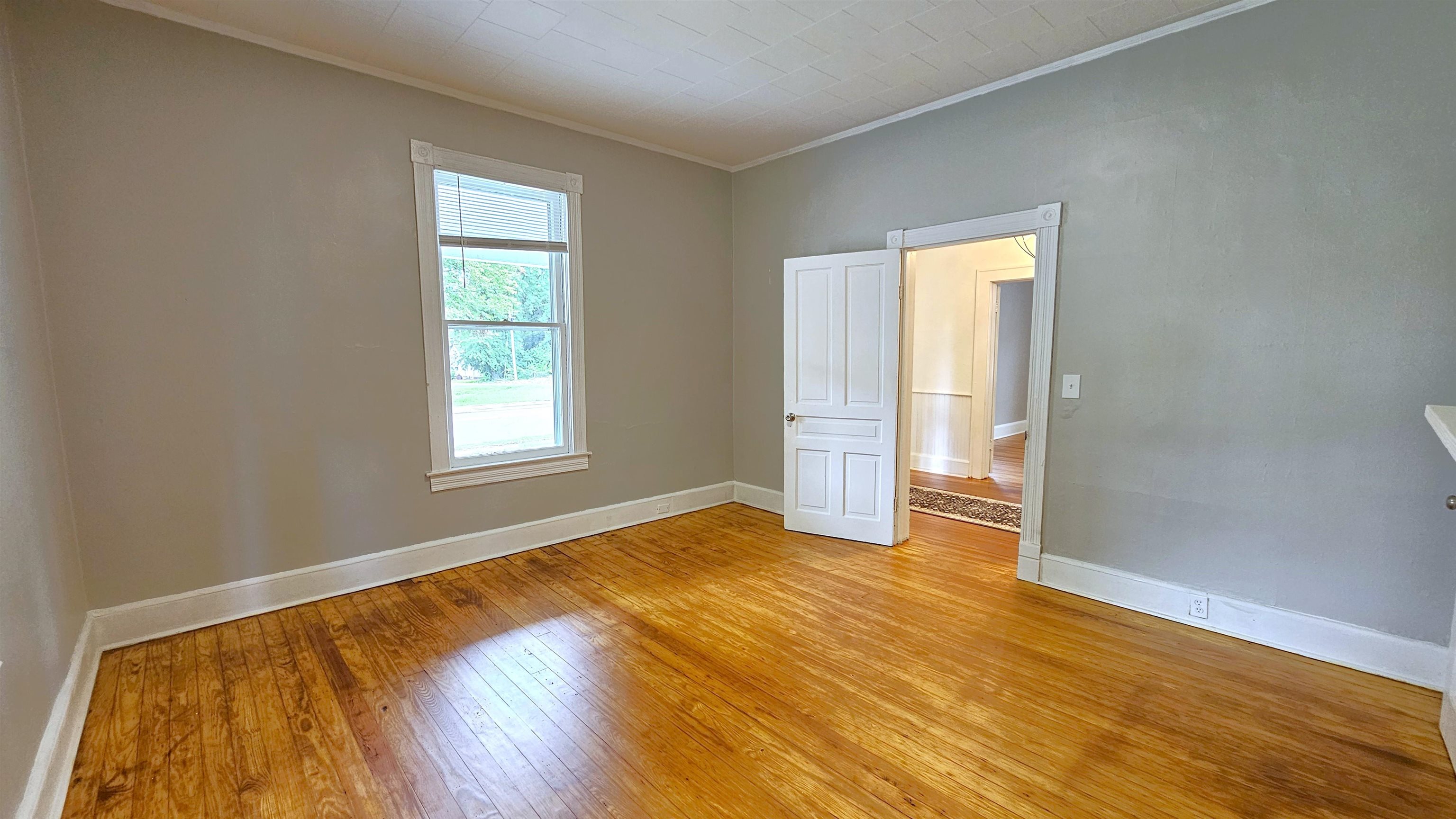 223 S Church Street Property Photo 8