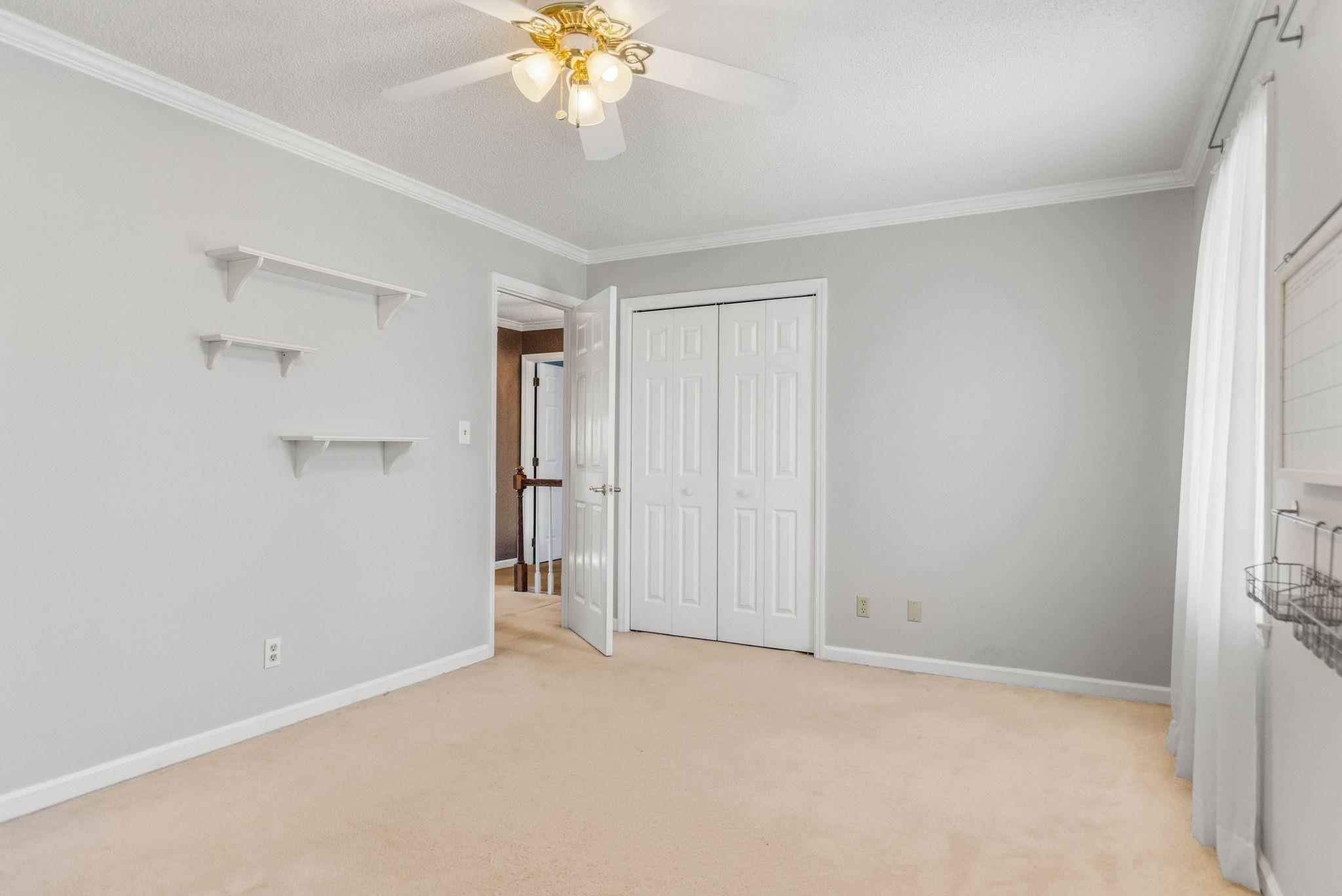 130 N River Hills Dr Property Photo 23