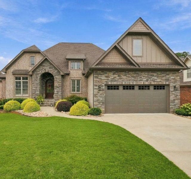 356 S Woodfin Ridge Drive Property Photo 1
