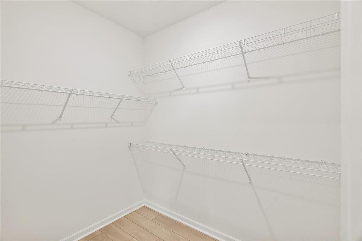 2057 Halton Oaks Drive Property Photo 14
