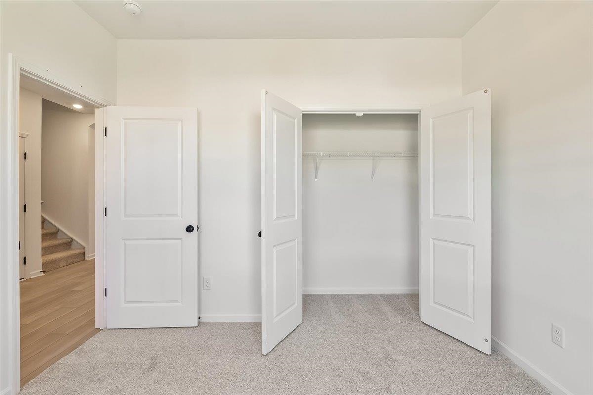 2057 Halton Oaks Drive Property Photo 15