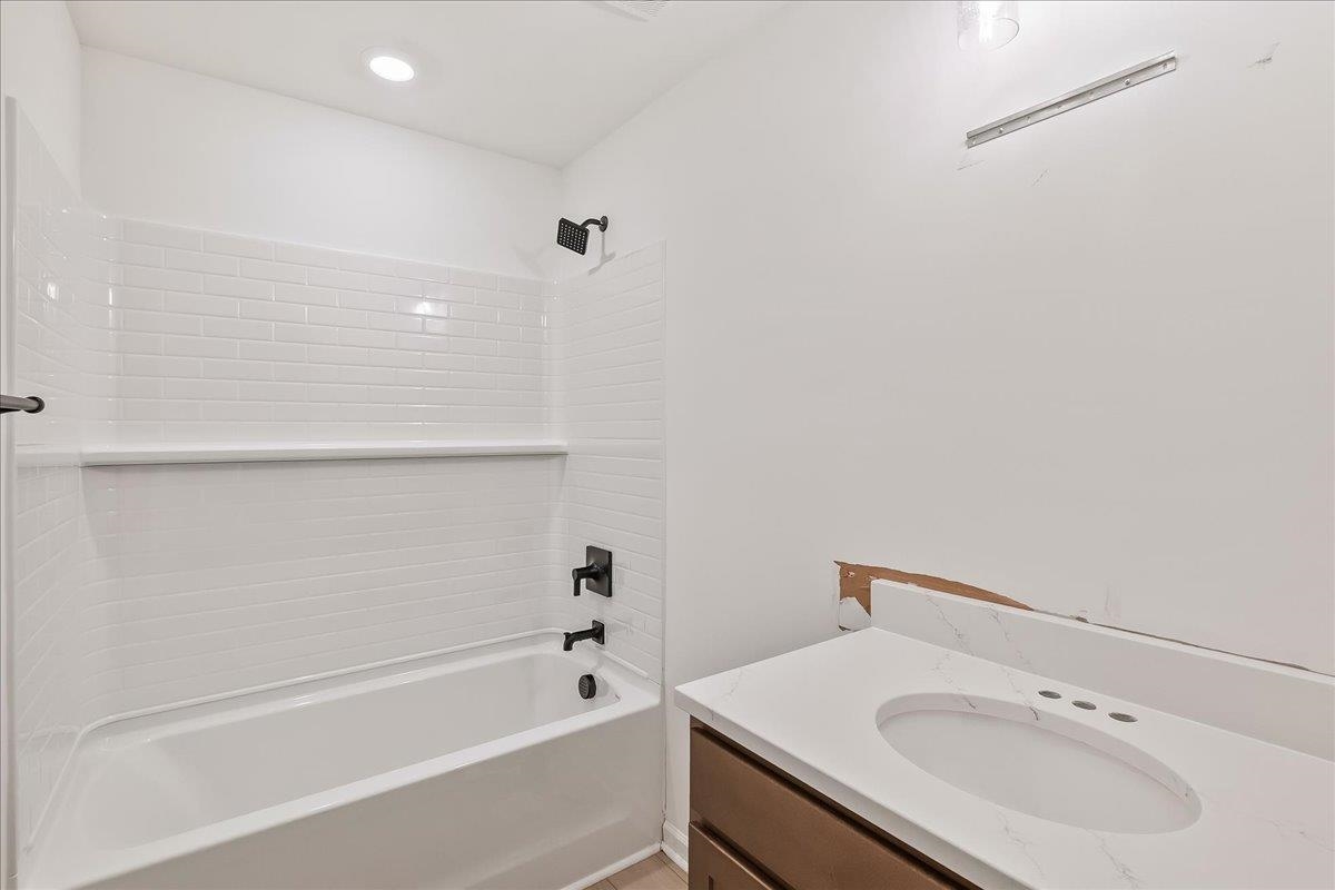 2057 Halton Oaks Drive Property Photo 22