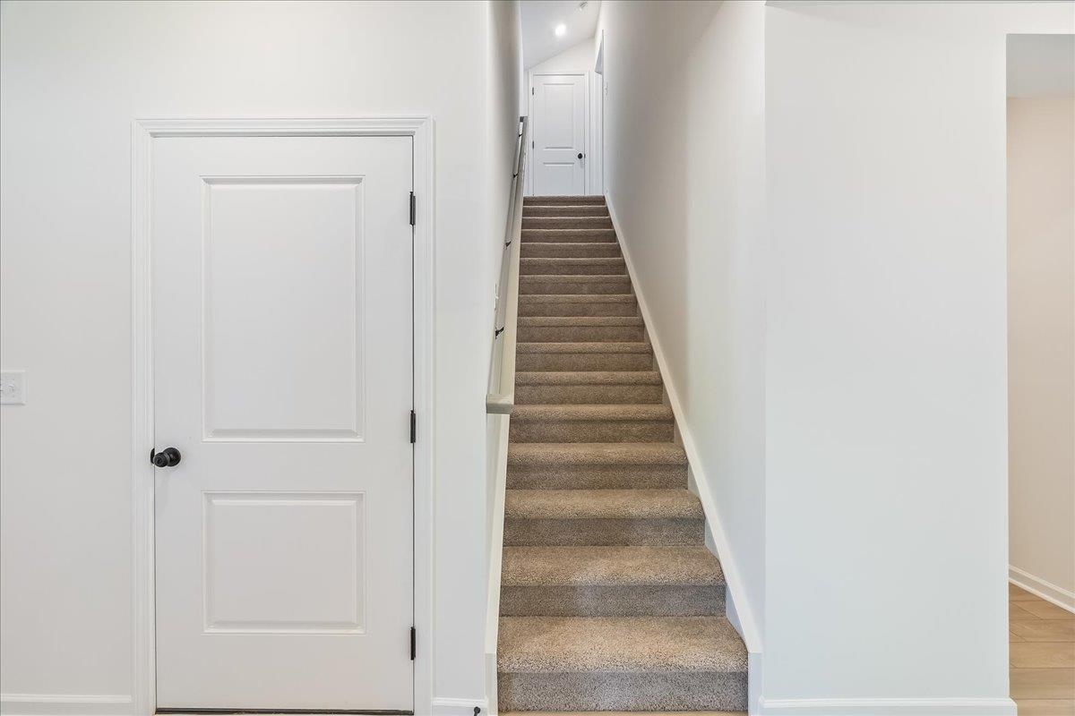 2057 Halton Oaks Drive Property Photo 26