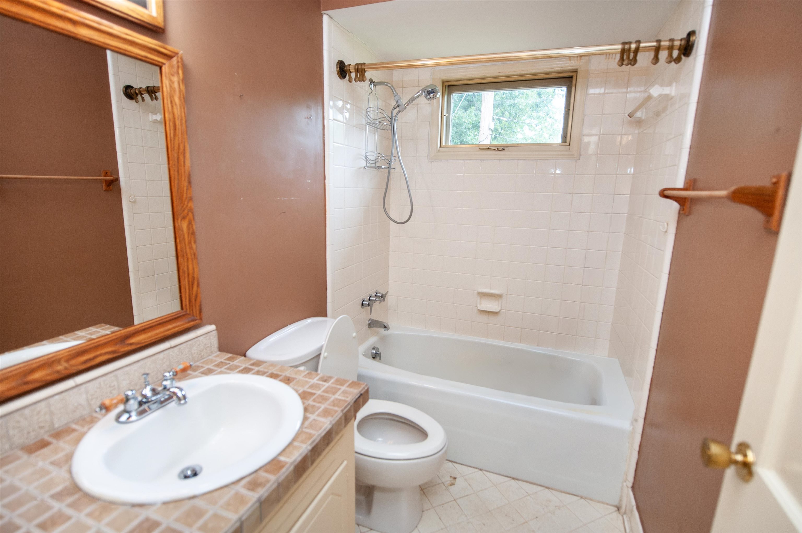 692 Perrin Drive Property Photo 21