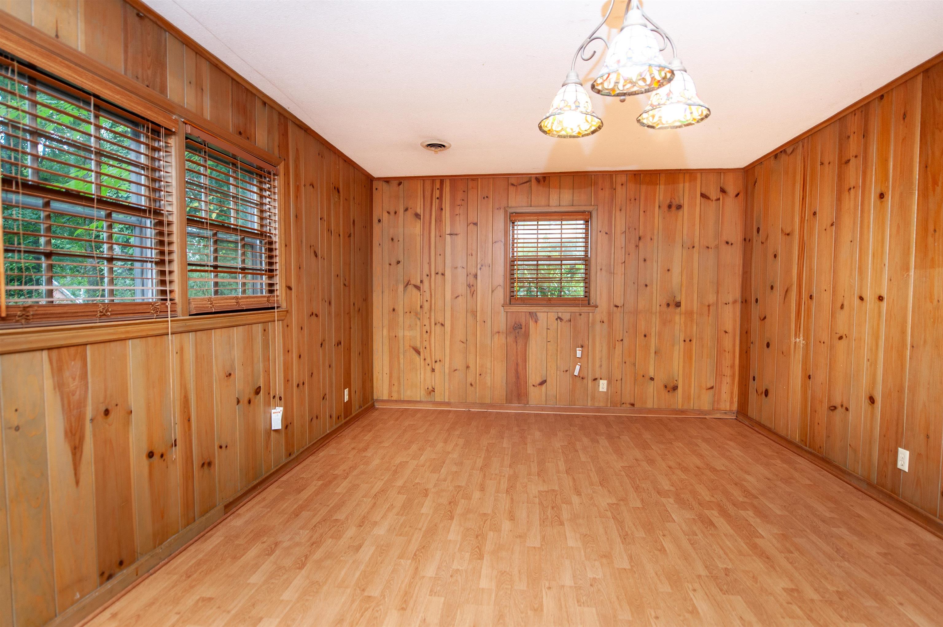 692 Perrin Drive Property Photo 30
