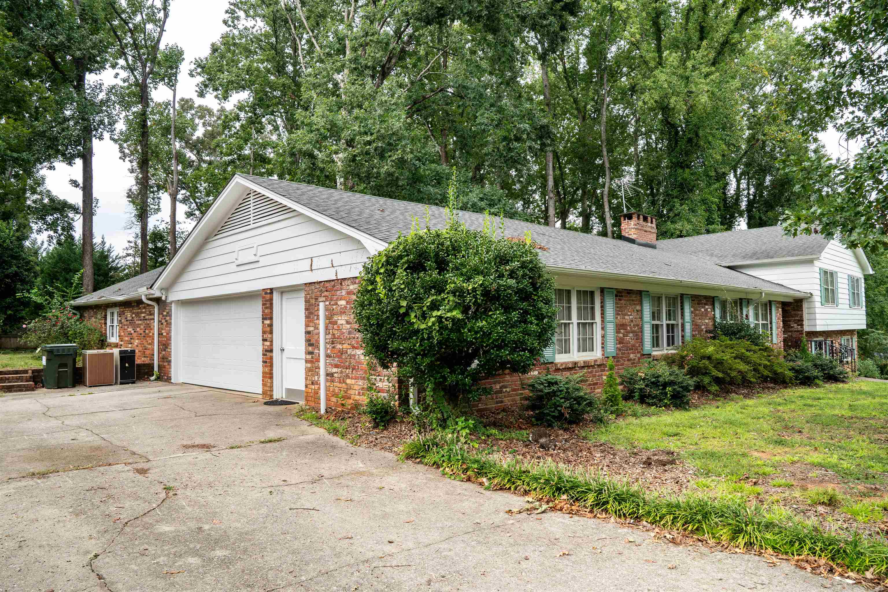 692 Perrin Drive Property Photo 41