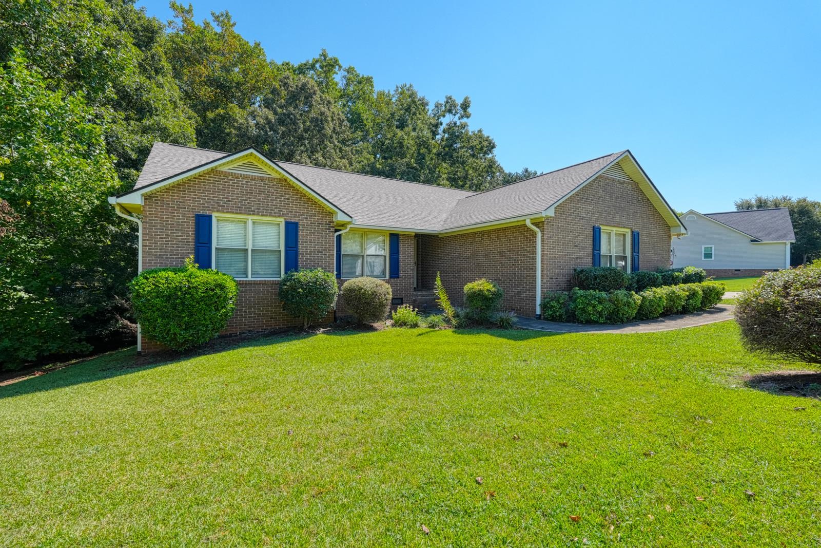 366 Shallowford Drive Property Photo 1