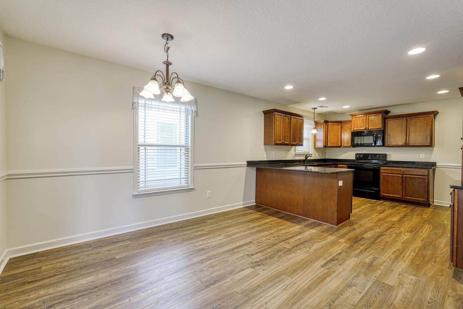 560 Semillon Lane Property Photo 16