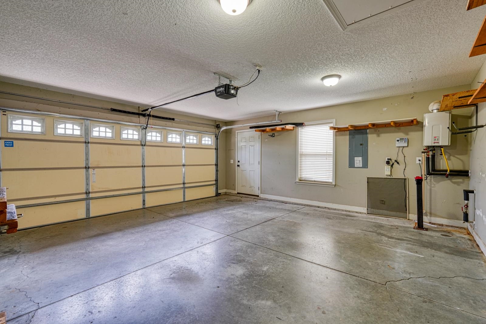 560 Semillon Lane Property Photo 39
