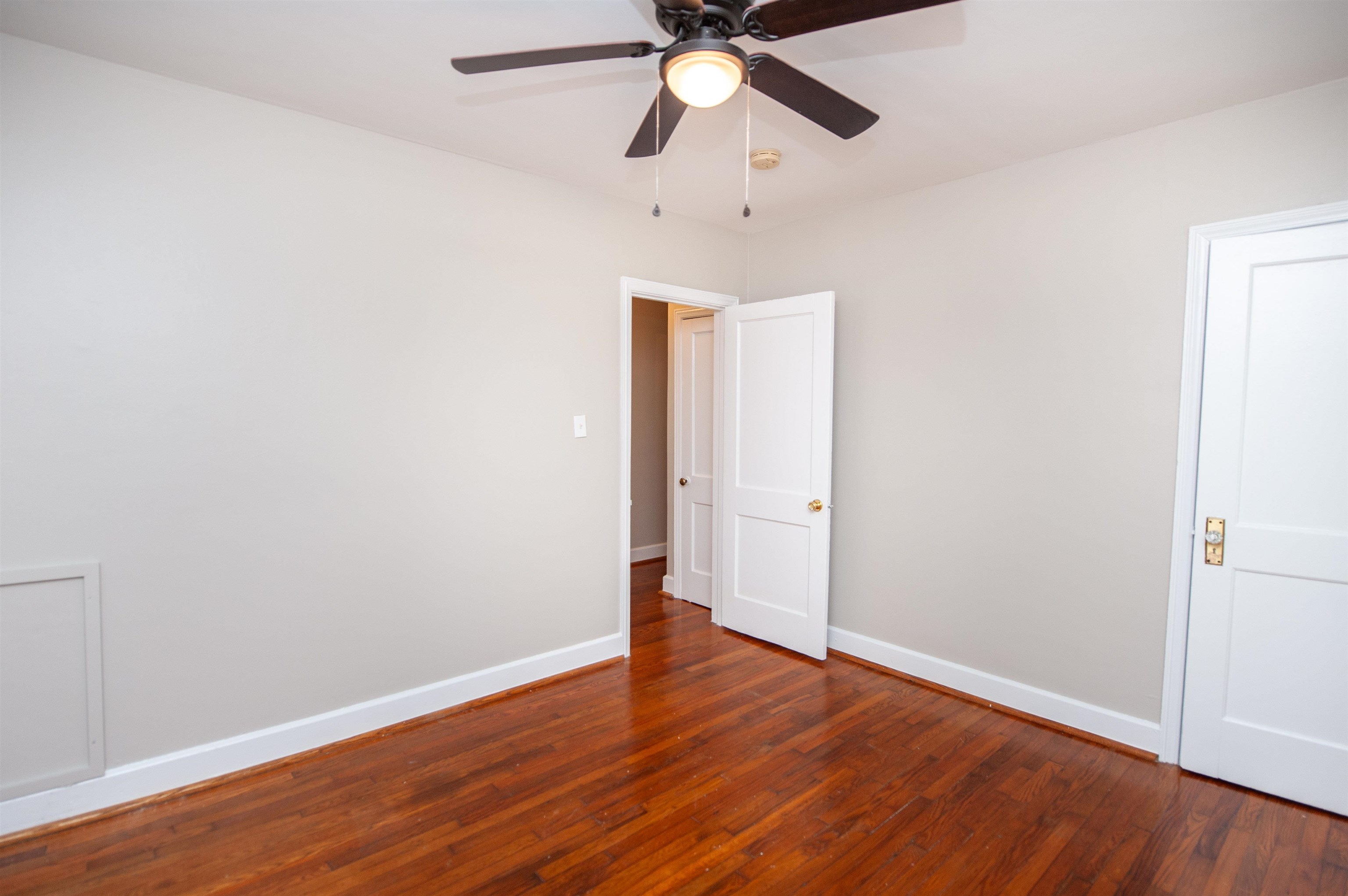 409 E Shore Drive Property Photo 15