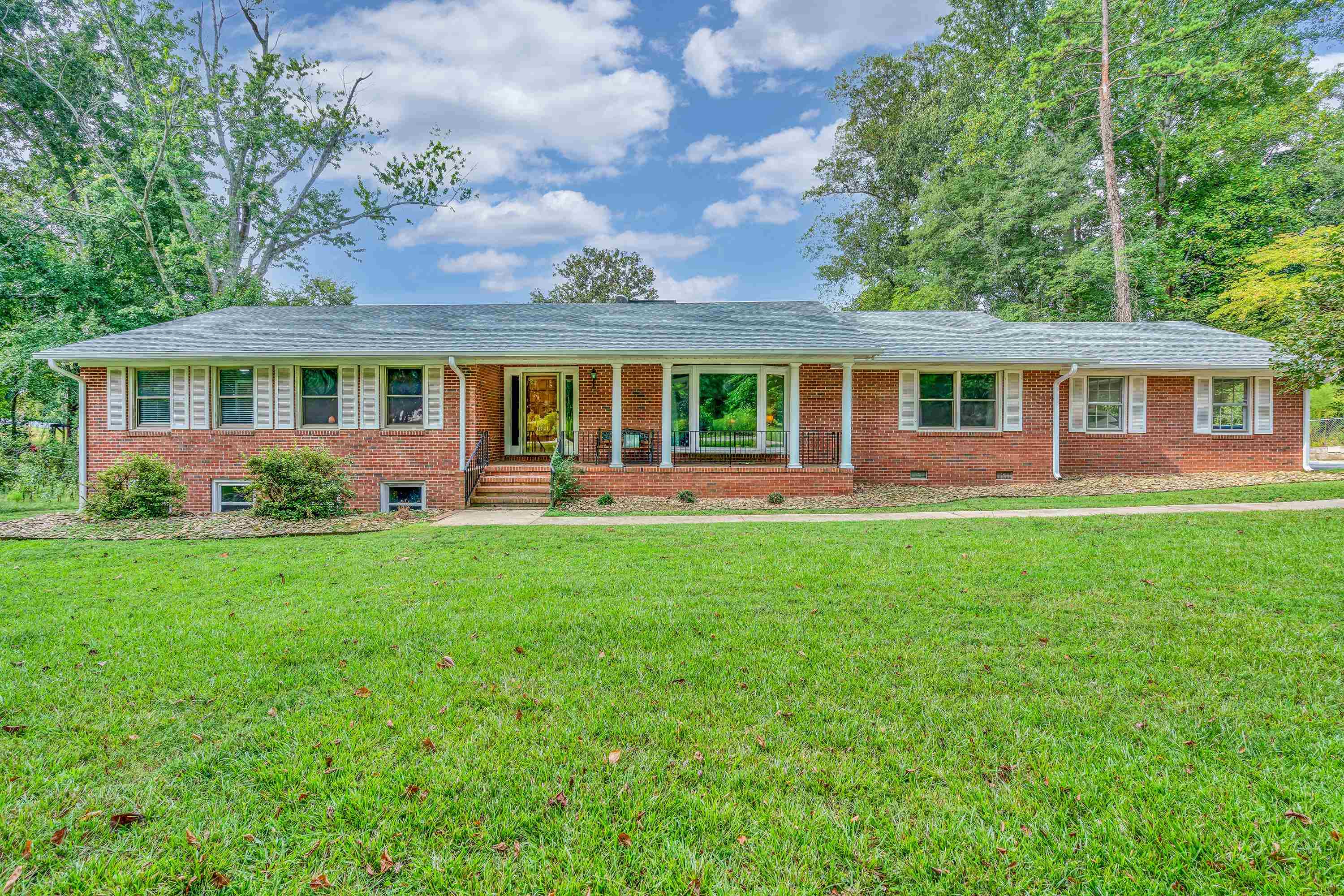 520 Perrin Drive Property Photo 1