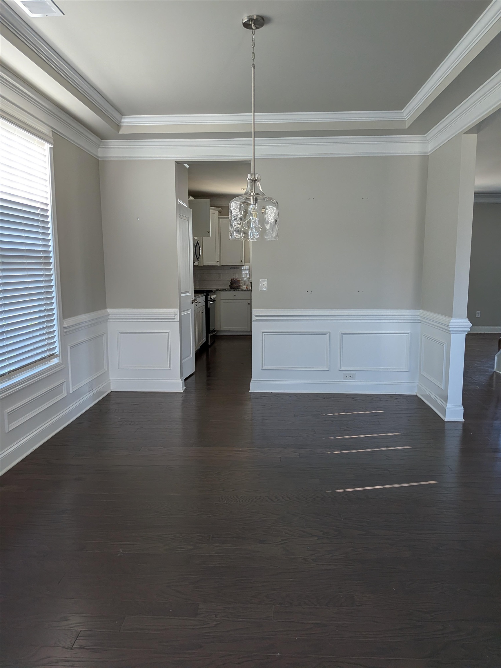 405 Hilburn Way Property Photo 2