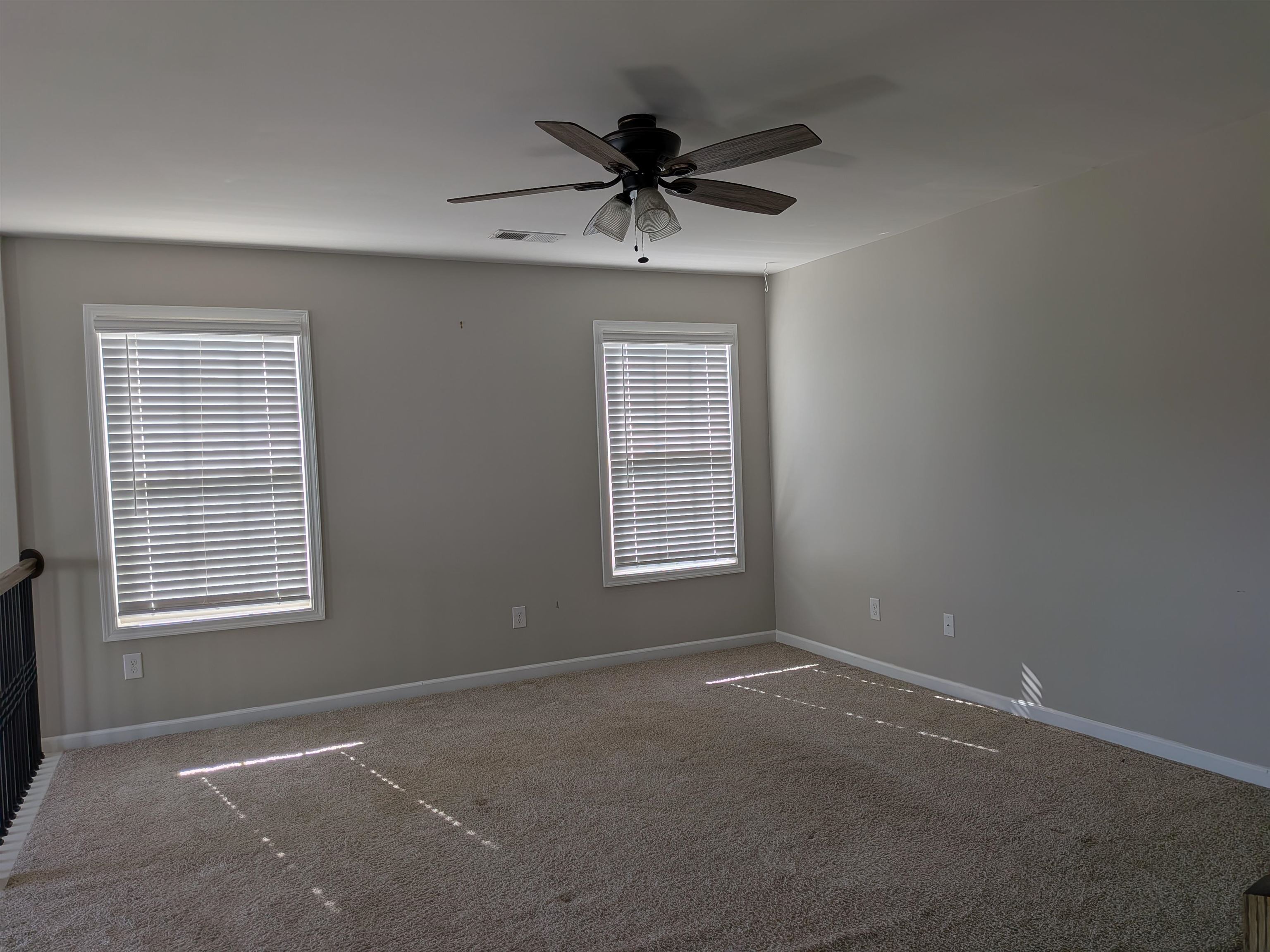 405 Hilburn Way Property Photo 11