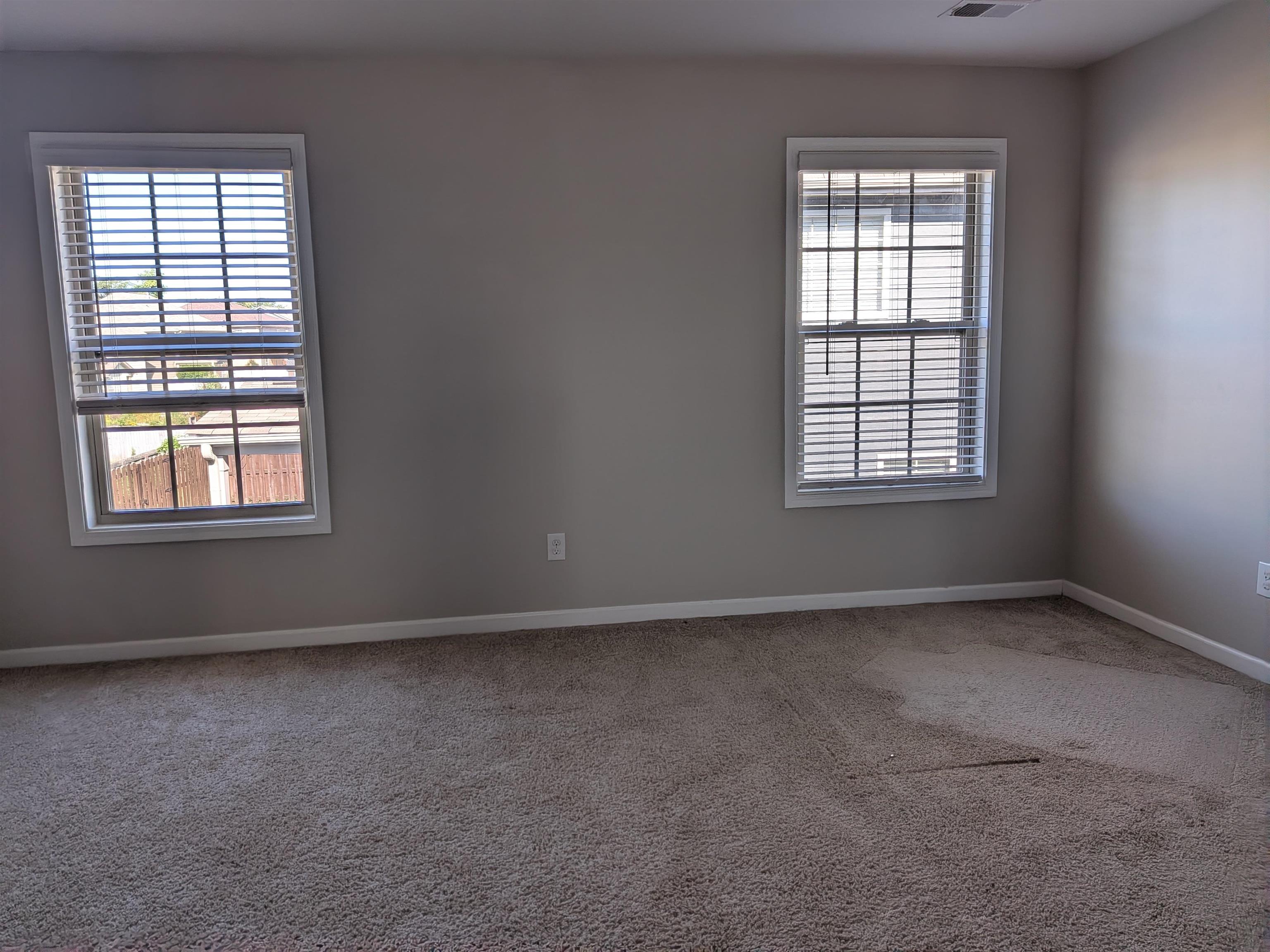 405 Hilburn Way Property Photo 13