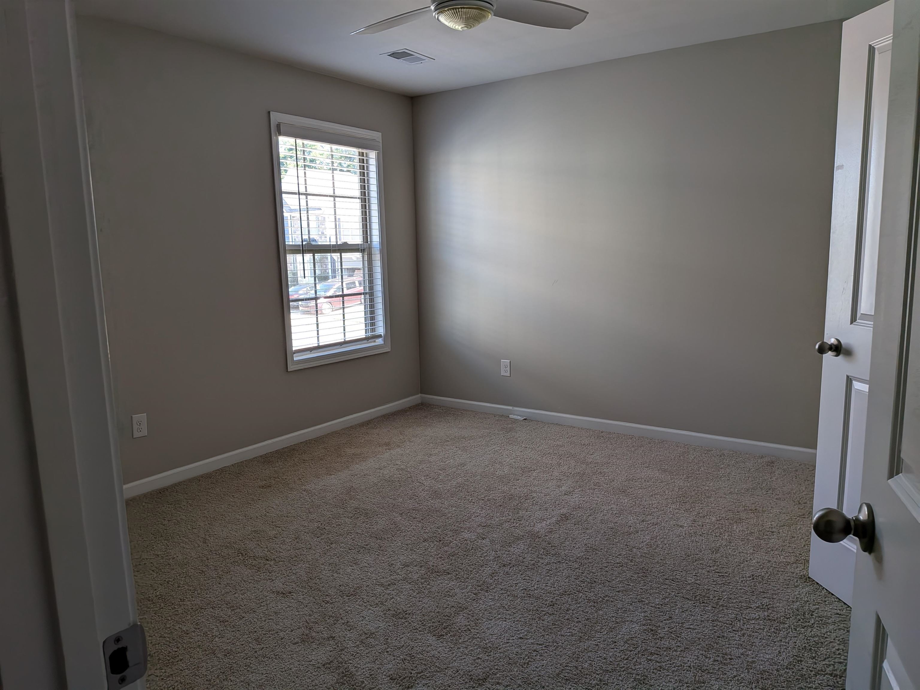 405 Hilburn Way Property Photo 19