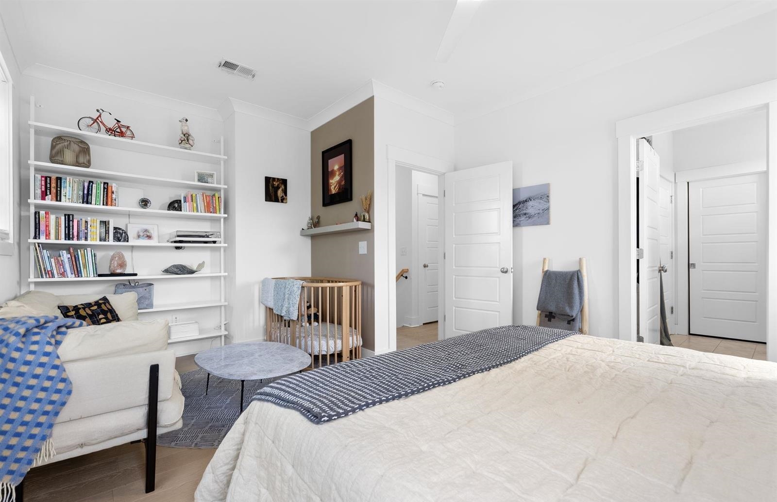 10 Hub Street Property Photo 17