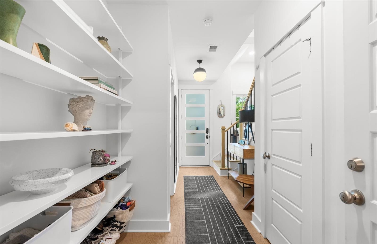 10 Hub Street Property Photo 25