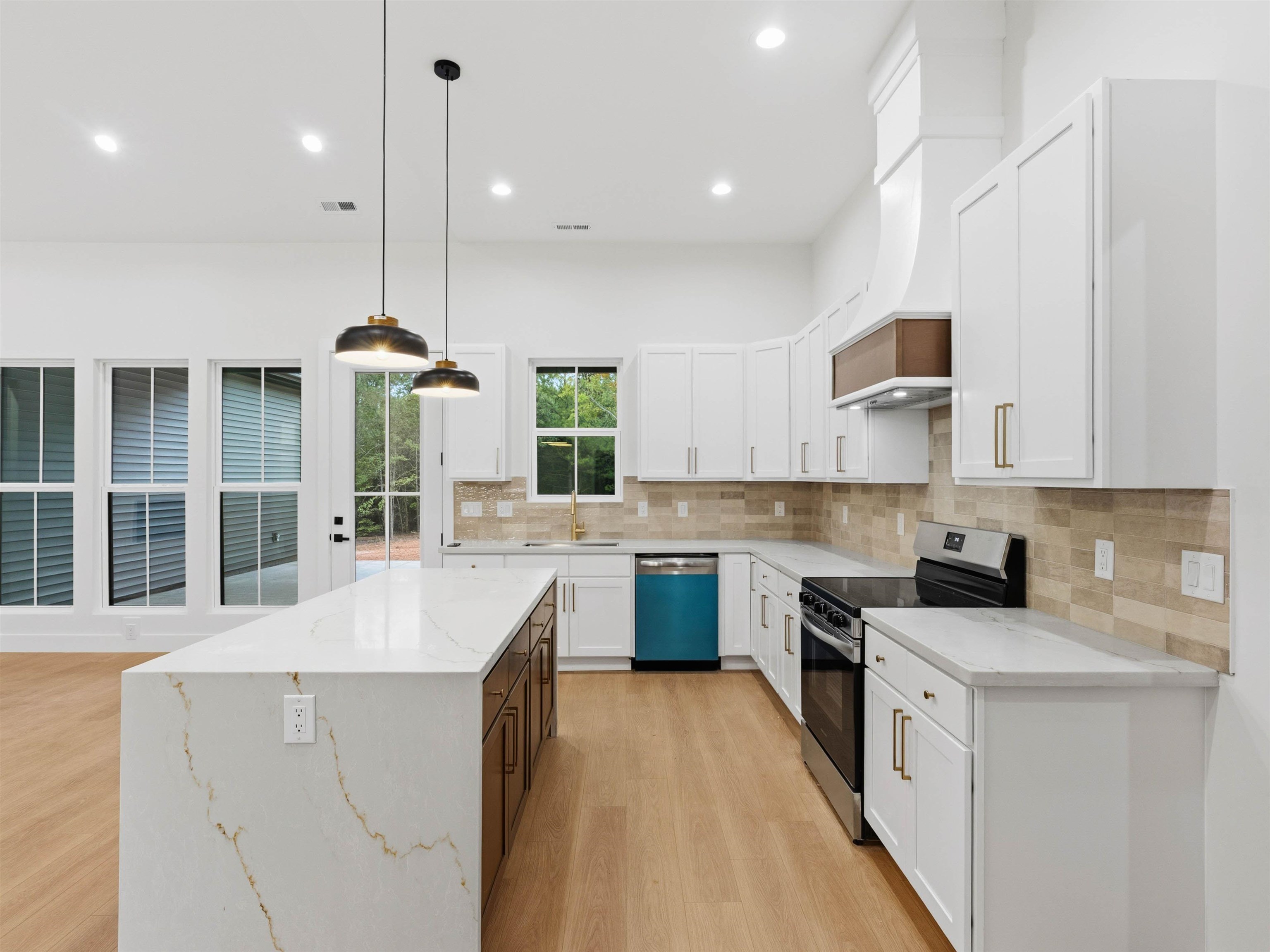 8632 Parris Bridge Road Property Photo 8