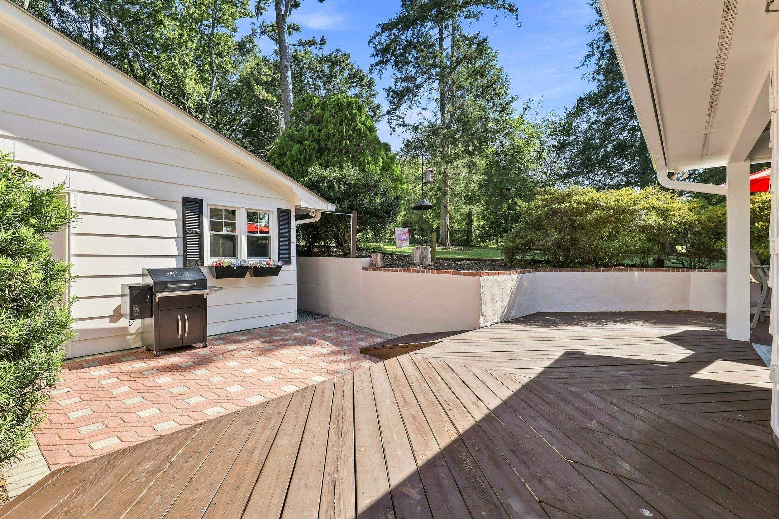 112 Lakeview Circle Property Photo 36