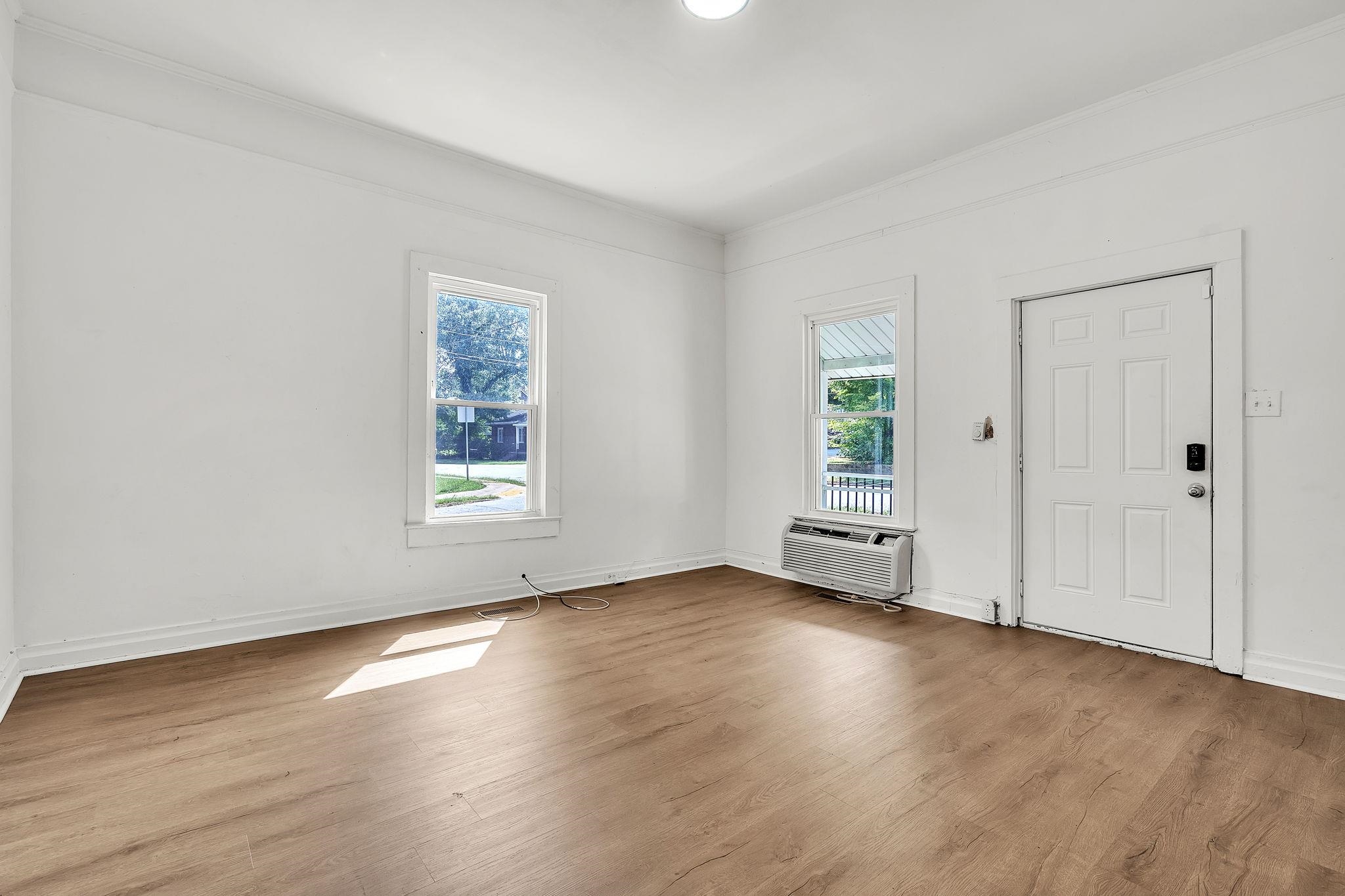 200 F Street Property Photo 4