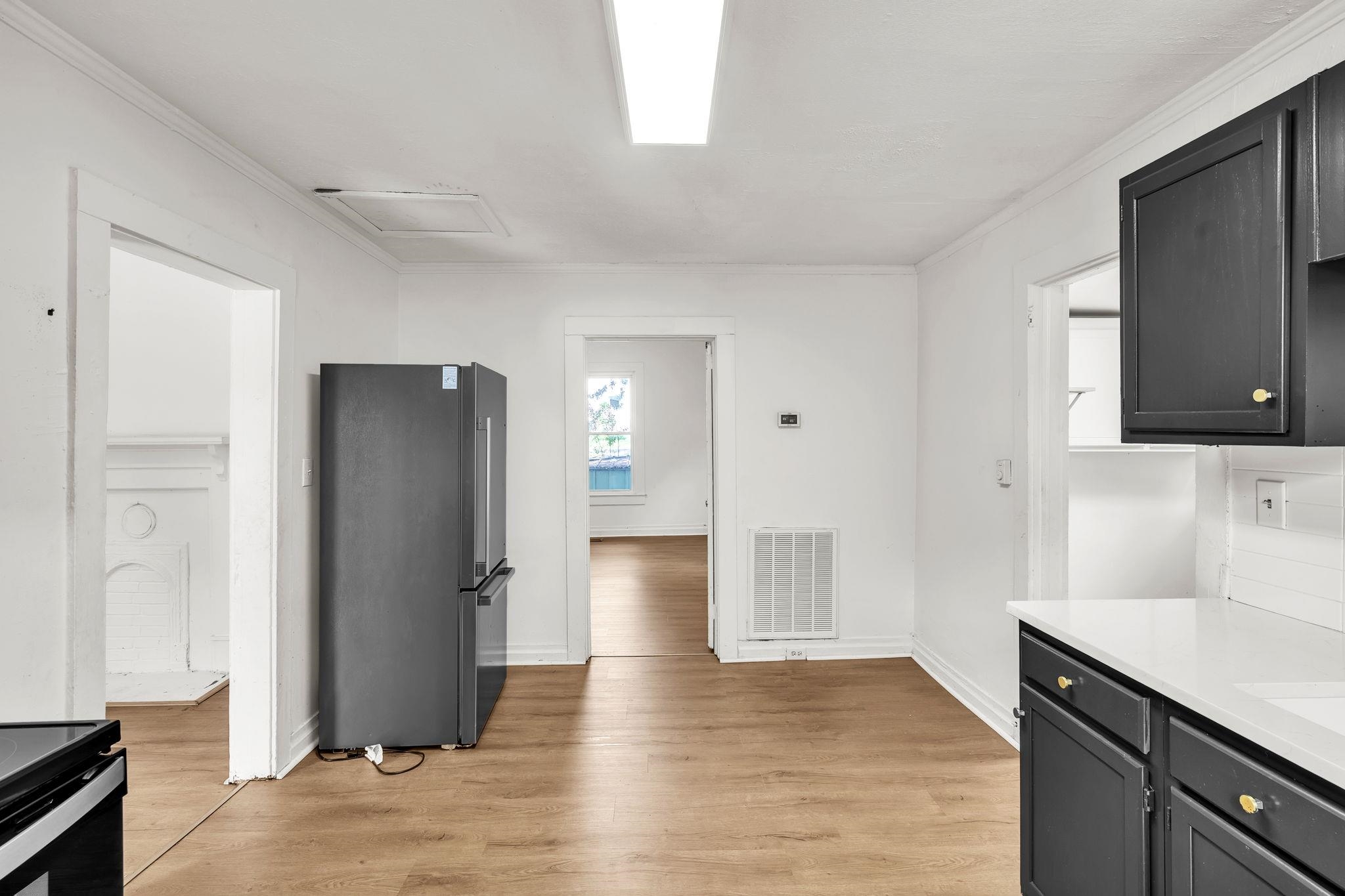 200 F Street Property Photo 8