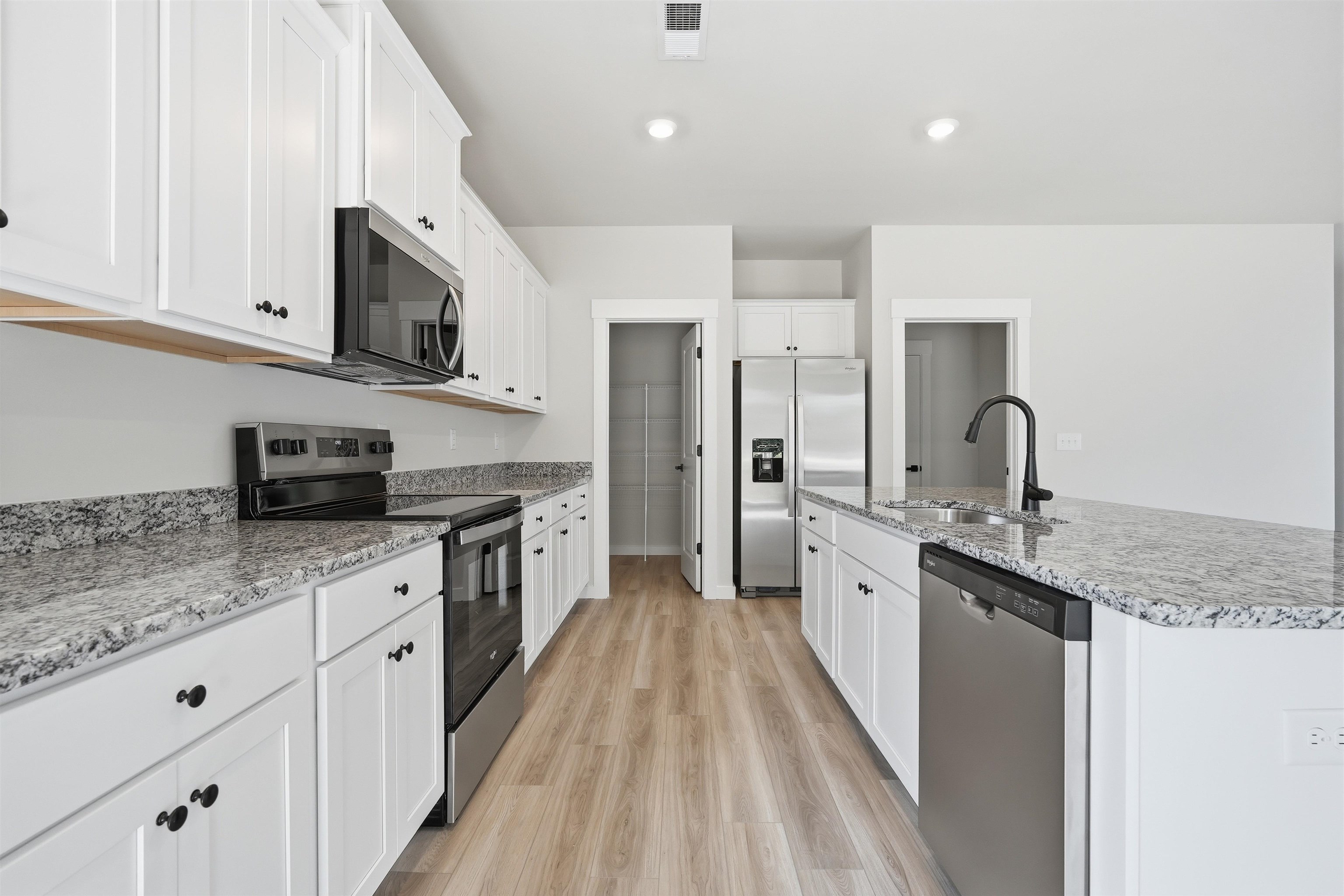 446 West Claywalk Road Property Photo 4