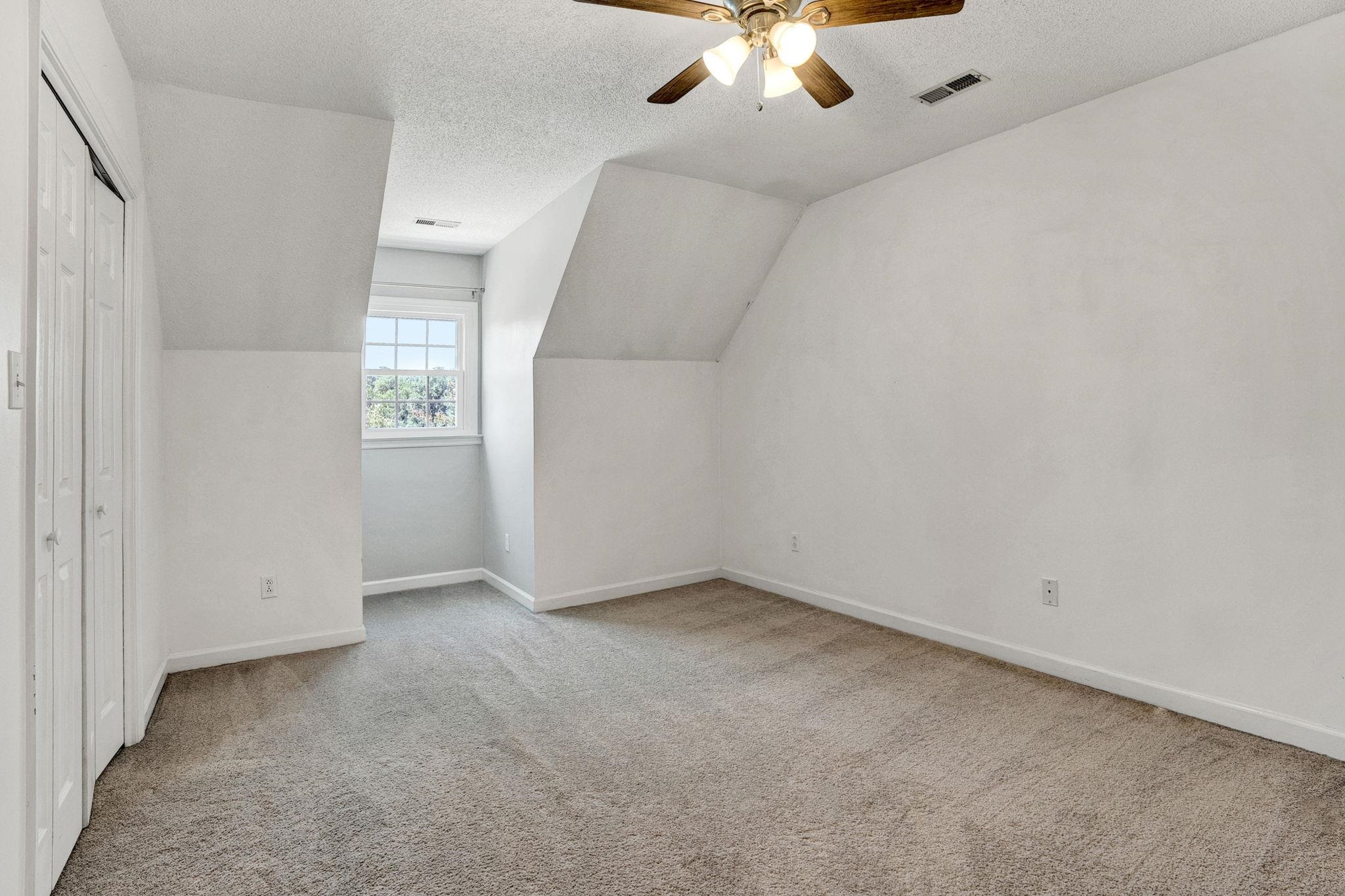 43 Rosewood Terrace Property Photo 16