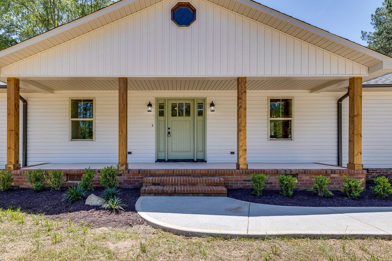 1041 Motlow School Road Property Photo 1