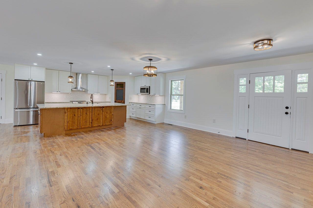 1041 Motlow School Road Property Photo 4