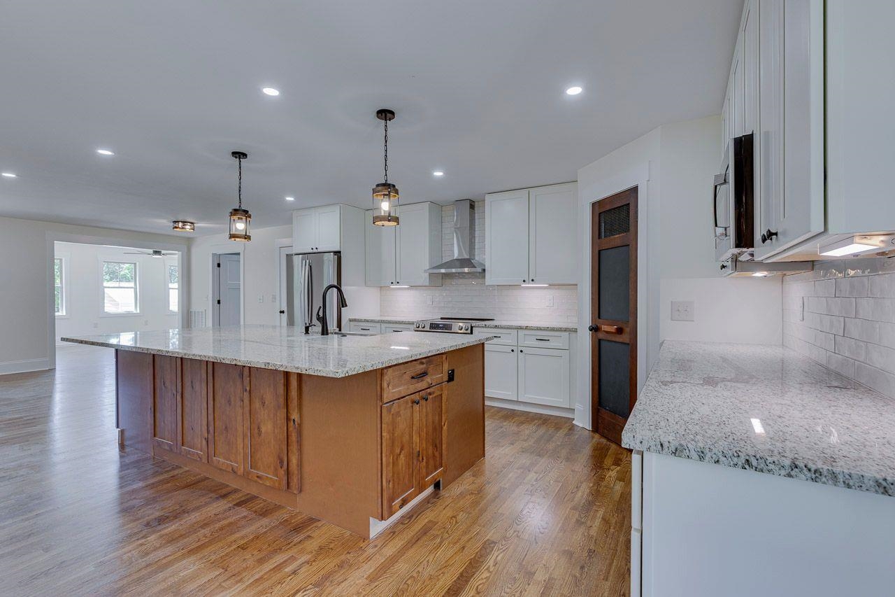 1041 Motlow School Road Property Photo 11