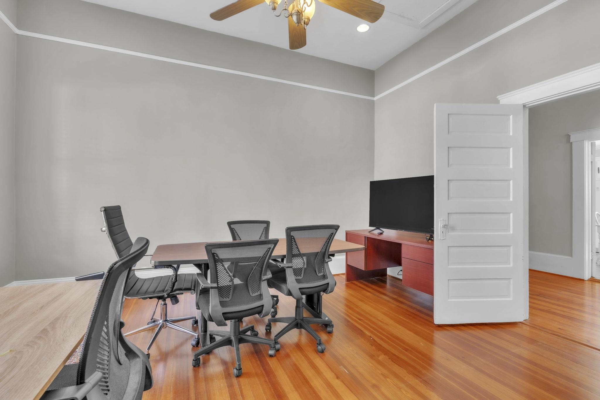 341916 Property Photo 15