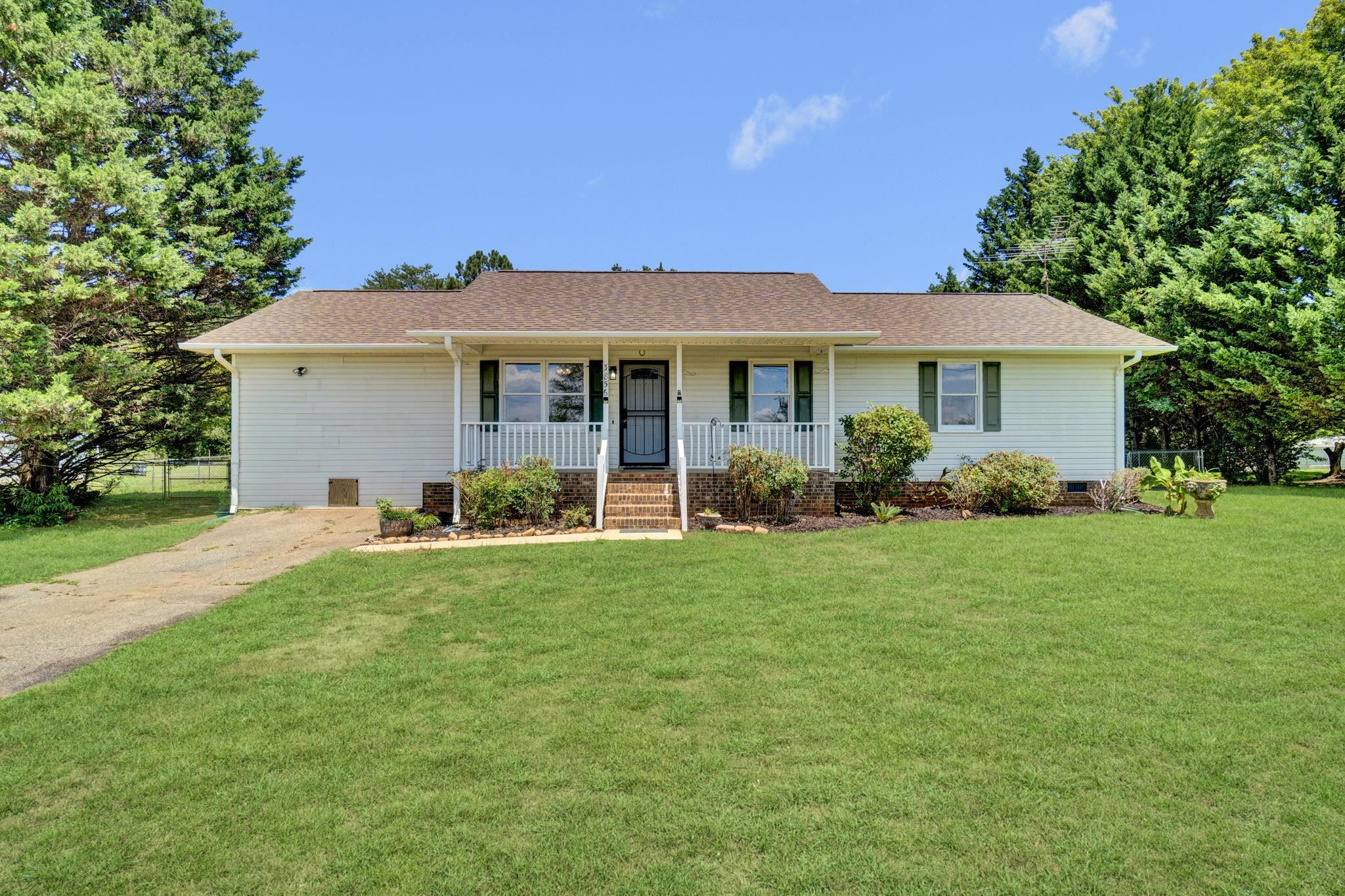 3856 Rainbow Lake Road Property Photo 1