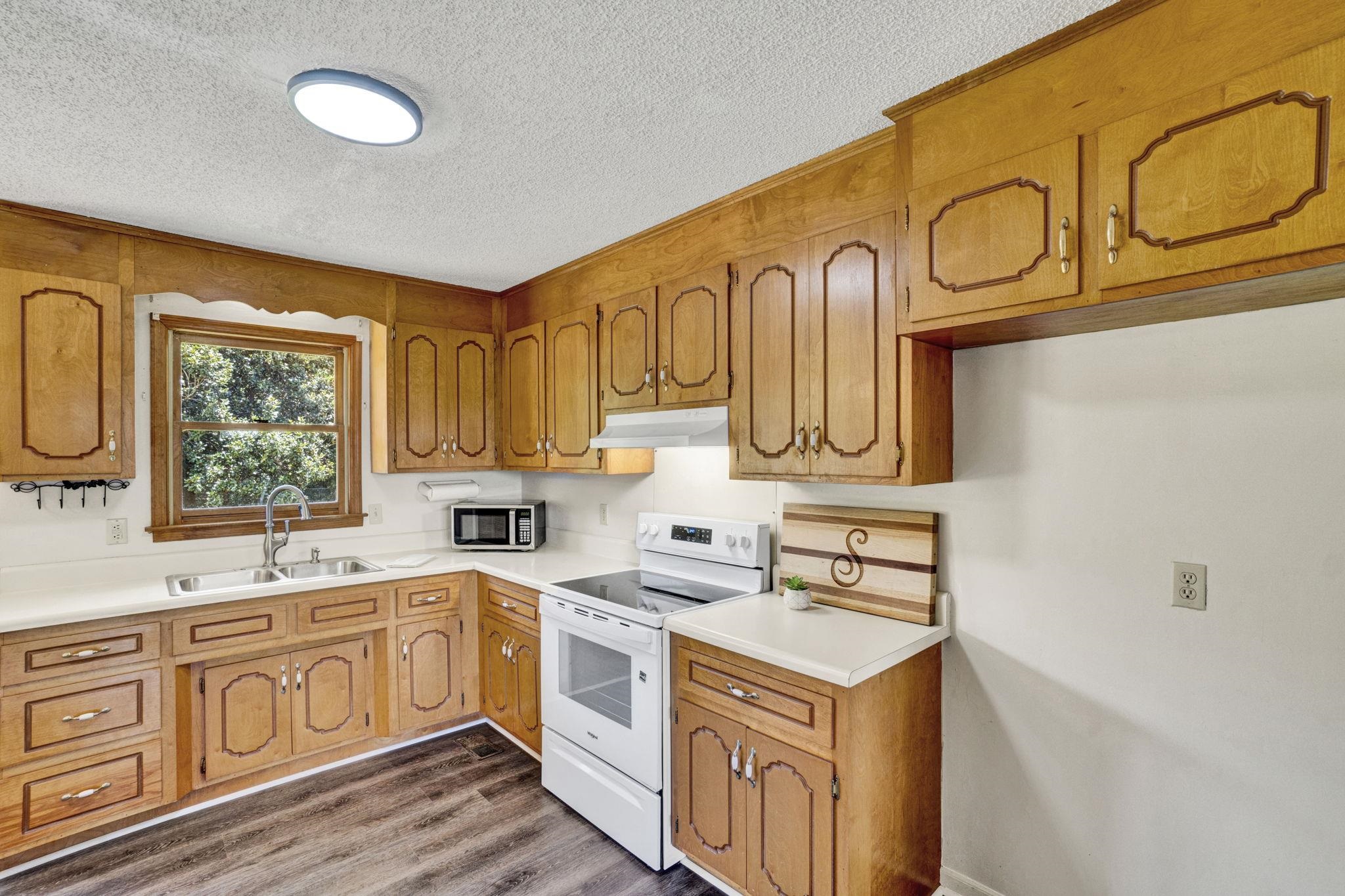3856 Rainbow Lake Road Property Photo 7
