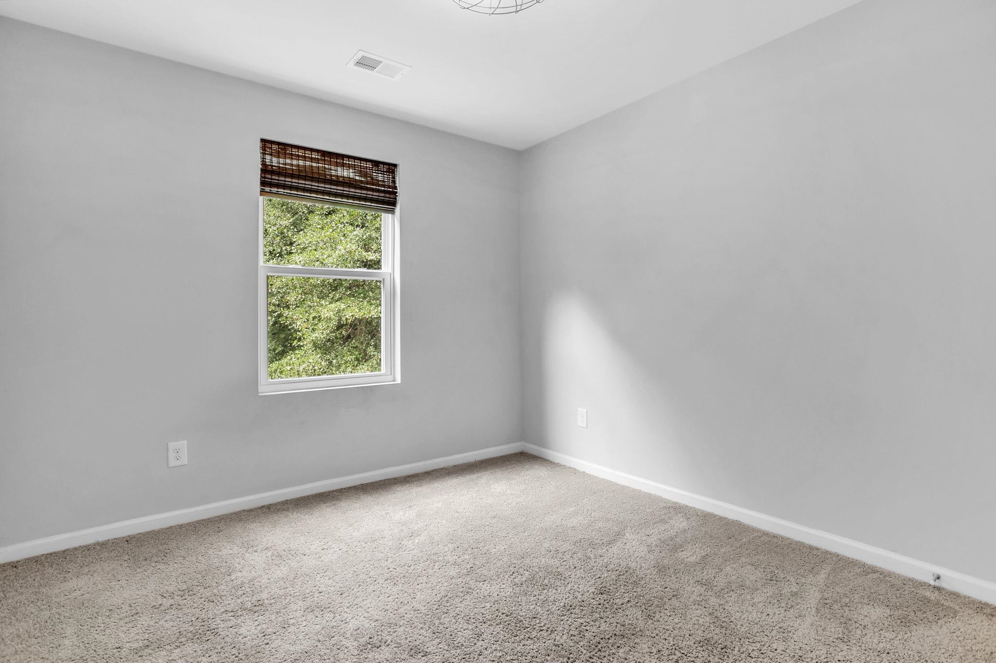 256 Cotton Creek Drive Property Photo 22