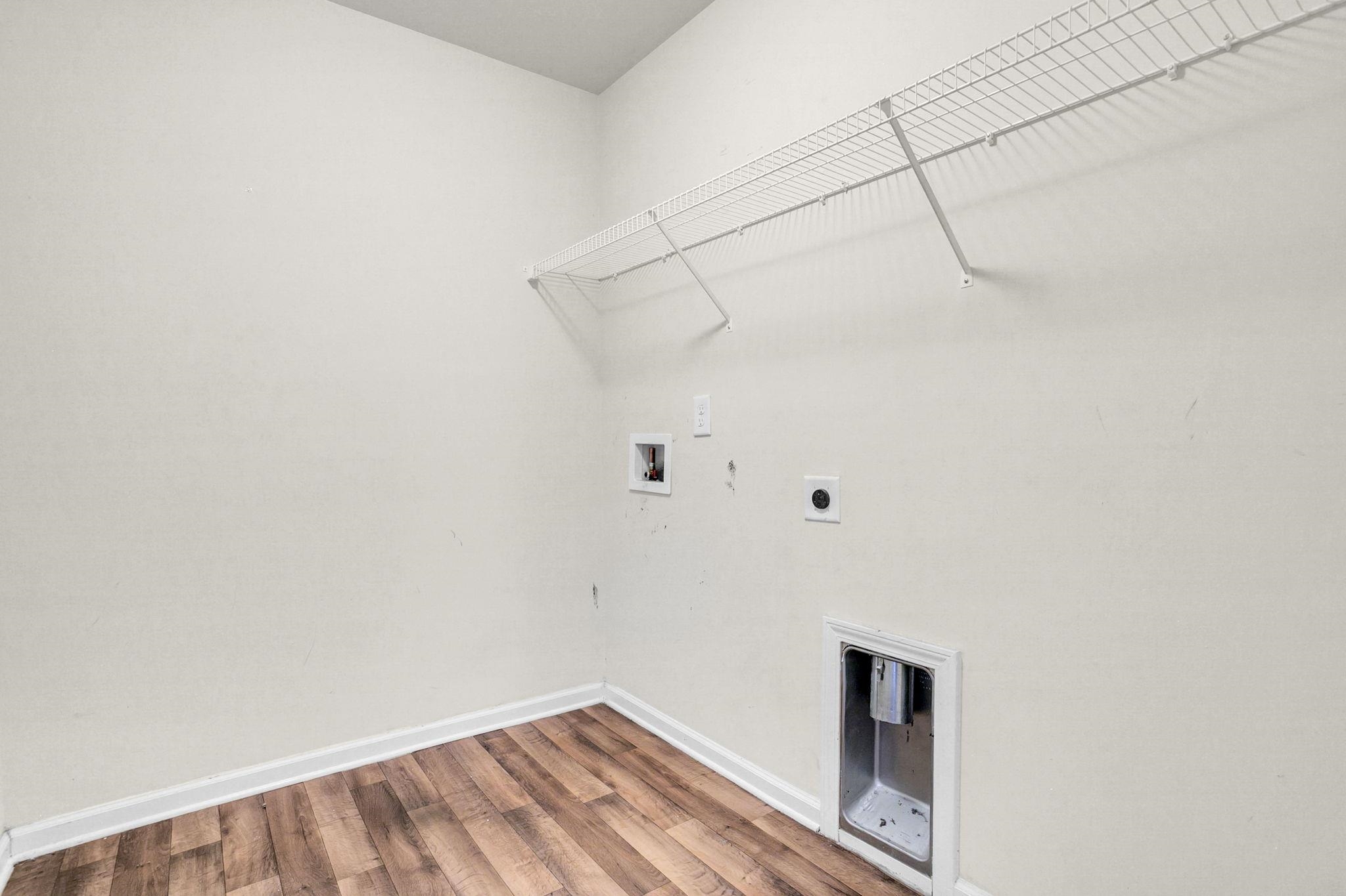 256 Cotton Creek Drive Property Photo 32