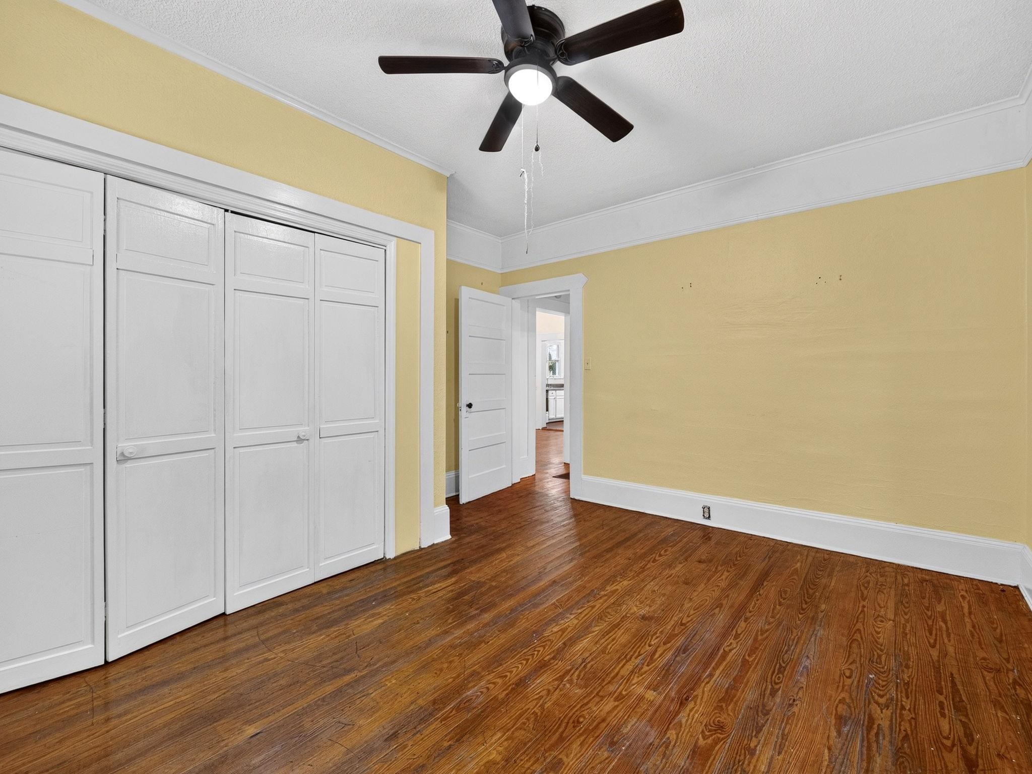 642 S Irwin Avenue Property Photo 16