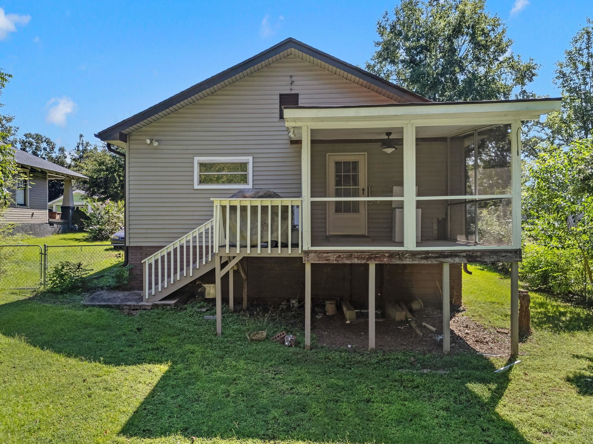 642 S Irwin Avenue Property Photo 30