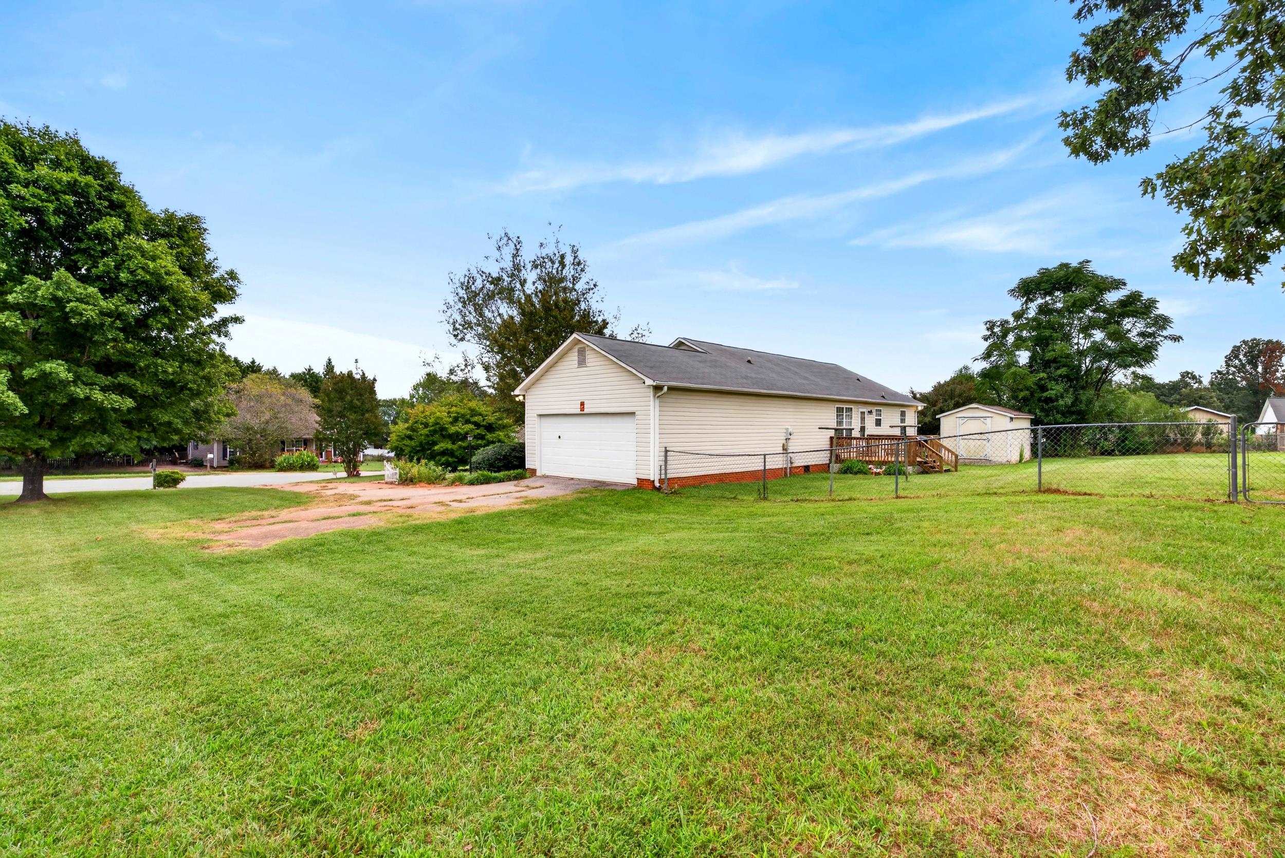 2218 Riveroak Road Property Photo 26