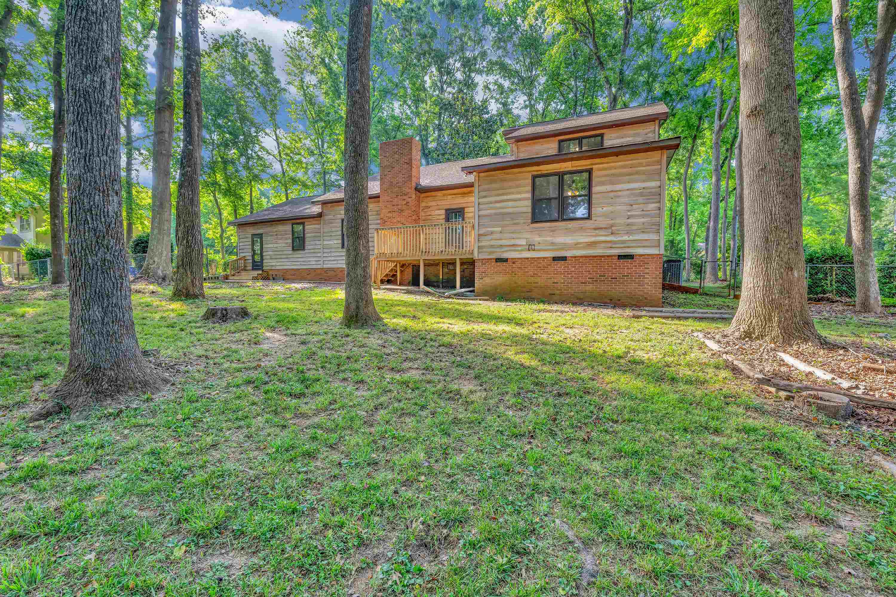 512 Brian Drive Property Photo 3