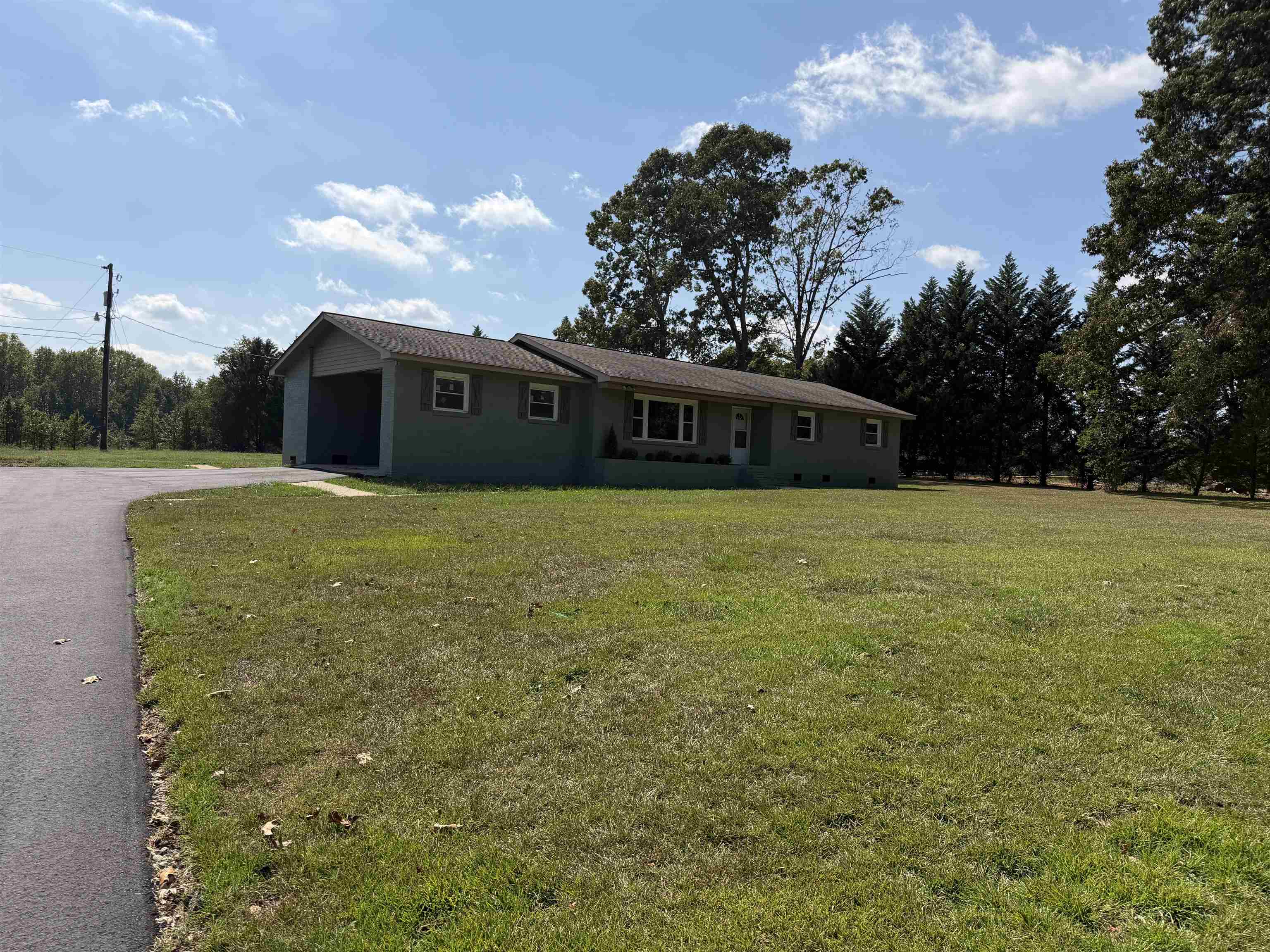 527 Park Gate Road Property Photo 1