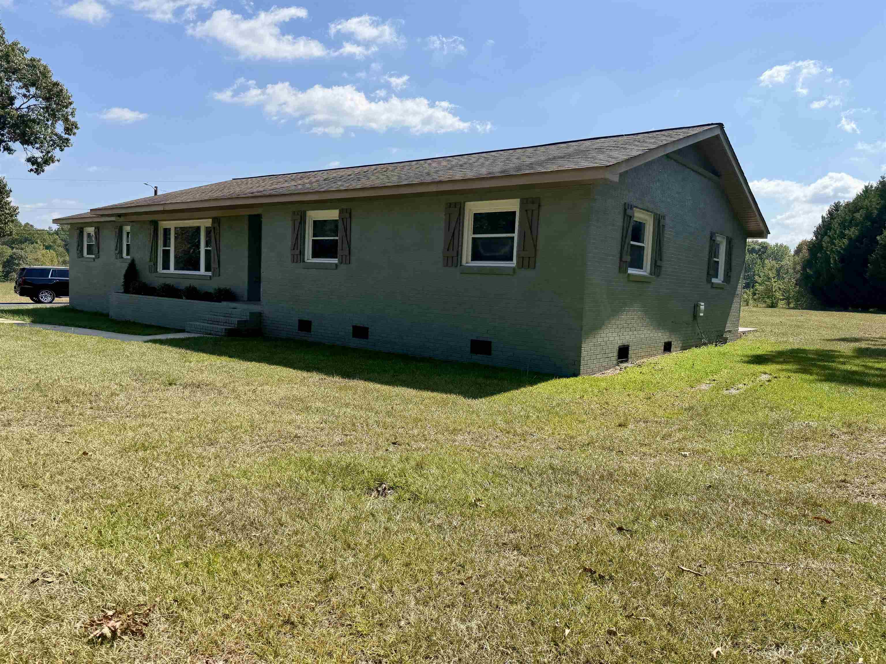 527 Park Gate Road Property Photo 2