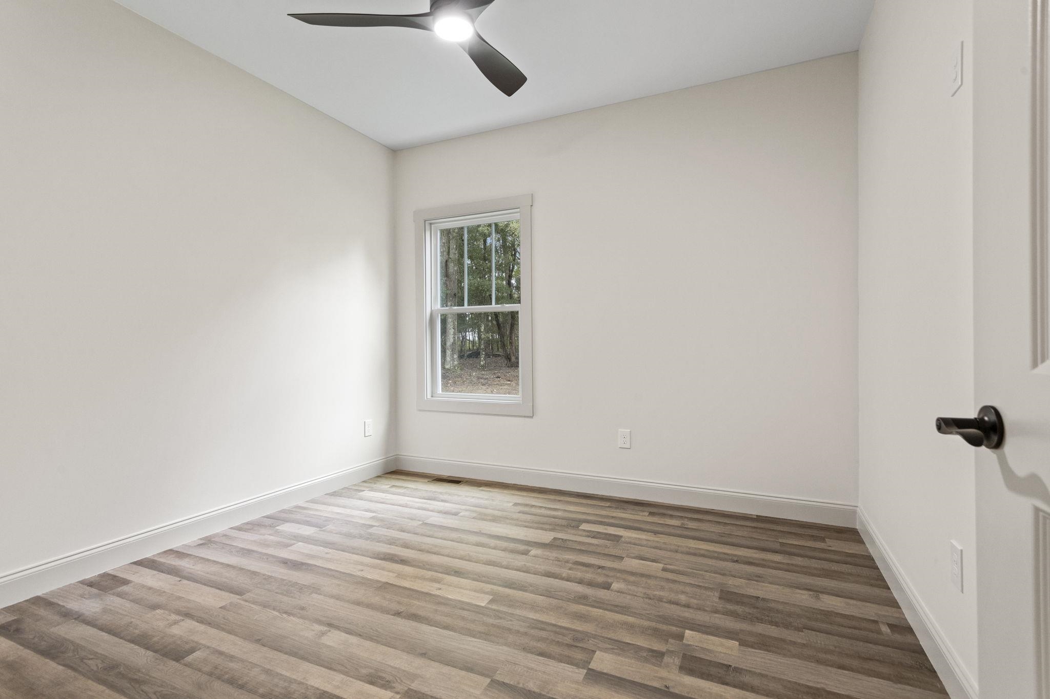 7406 S Pine Street Property Photo 15
